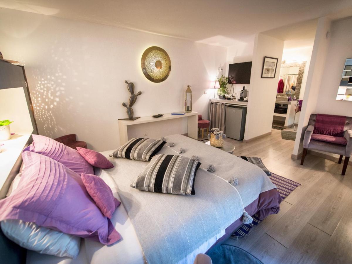 Deluxe Double Room - Photo 5