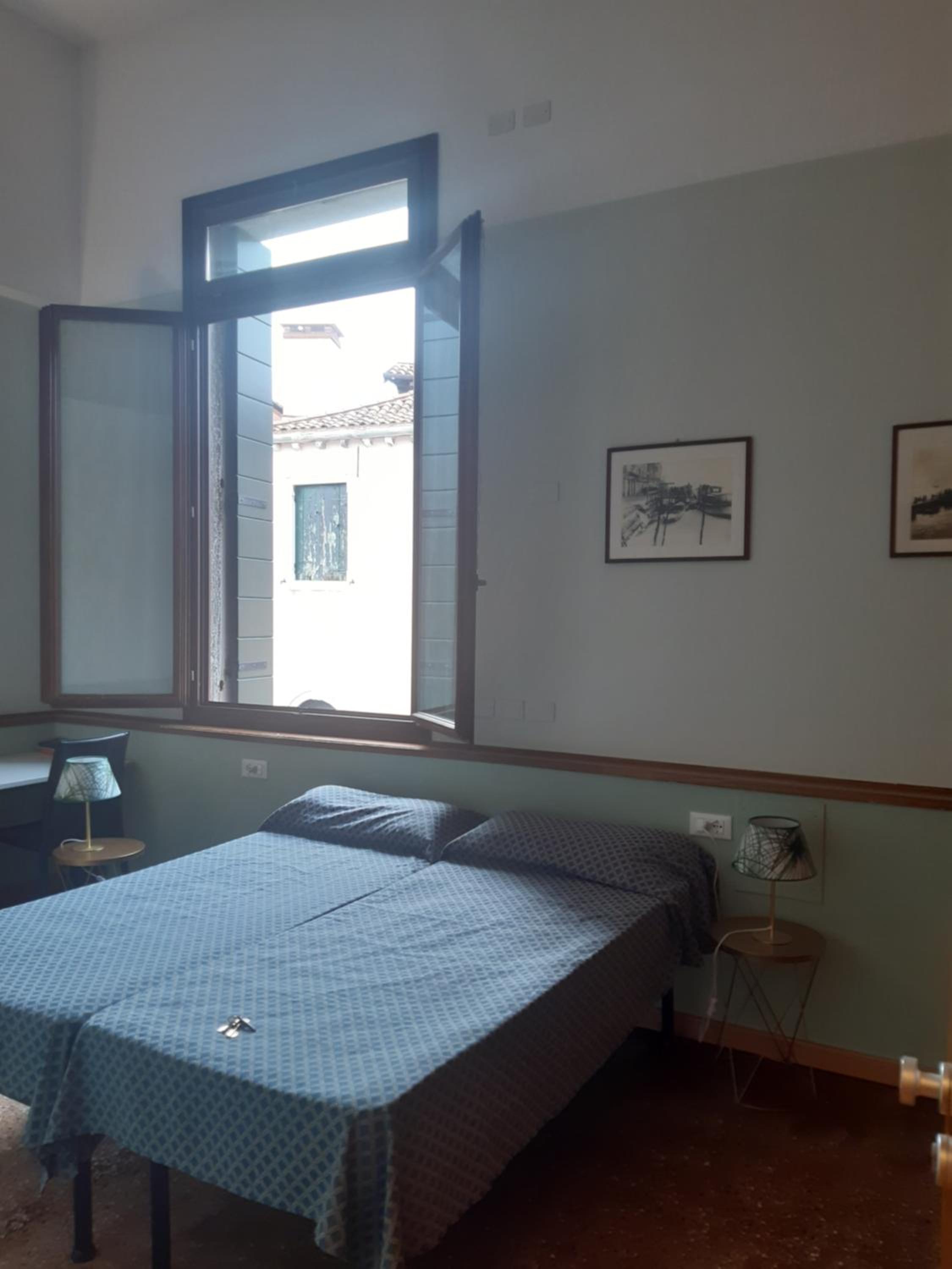 Deluxe Double or Twin Room photo 1