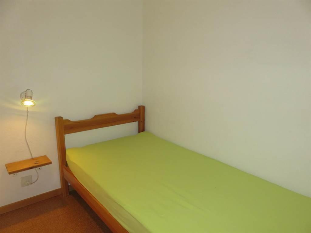 Two-Bedroom Apartment with Shower photo 2