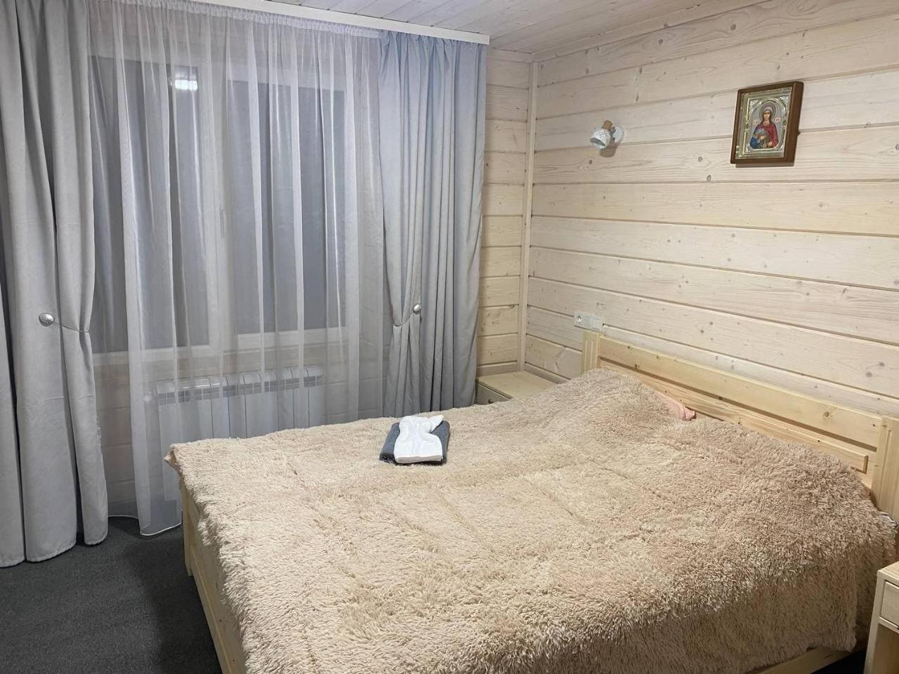 Four-Bedroom House photo 1