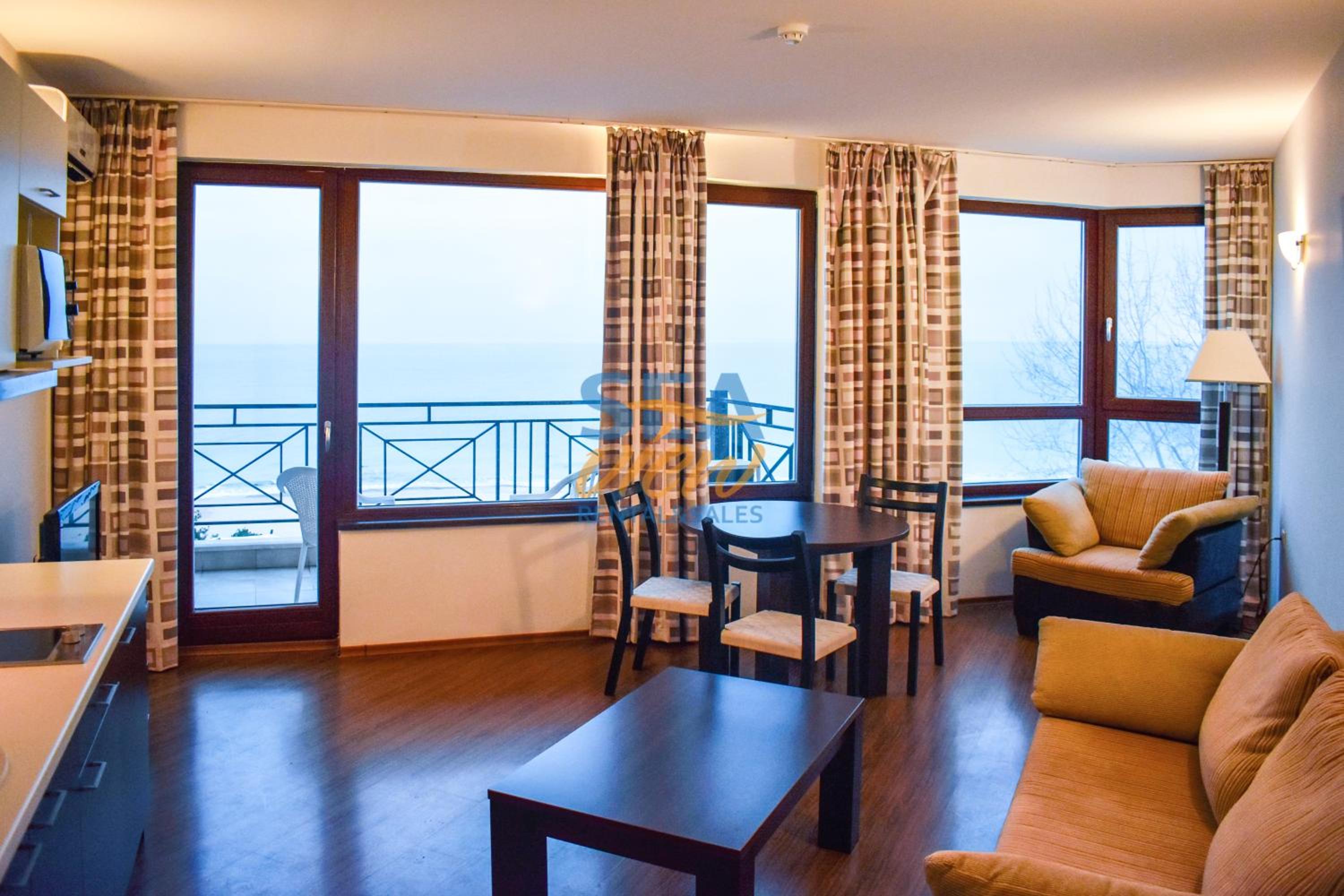 Apartment with Sea View