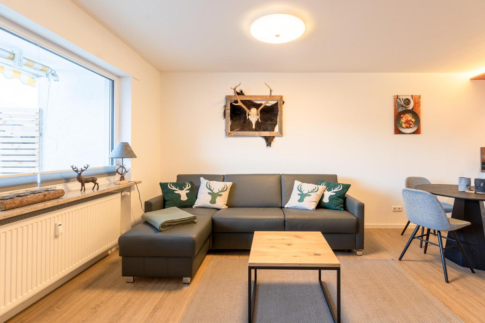 Apartment photo 2