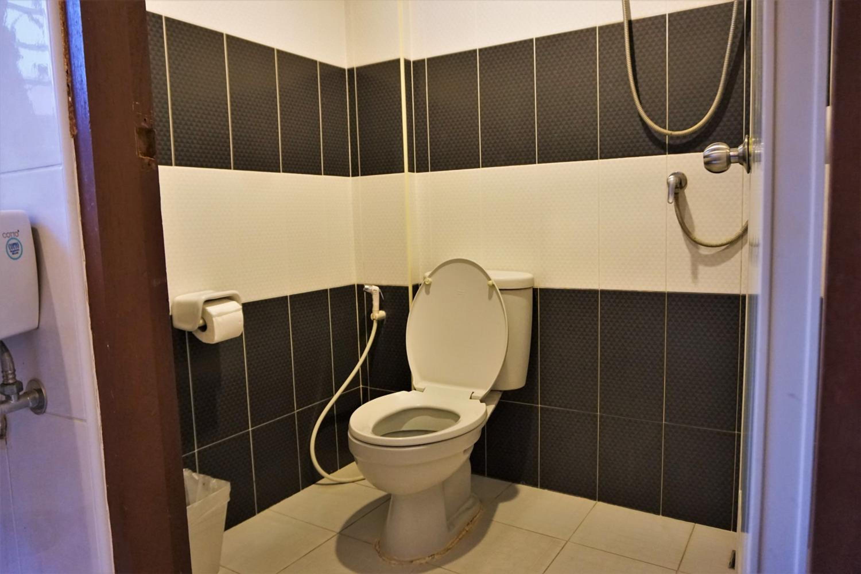Superior Double Room with Fan - Photo 5