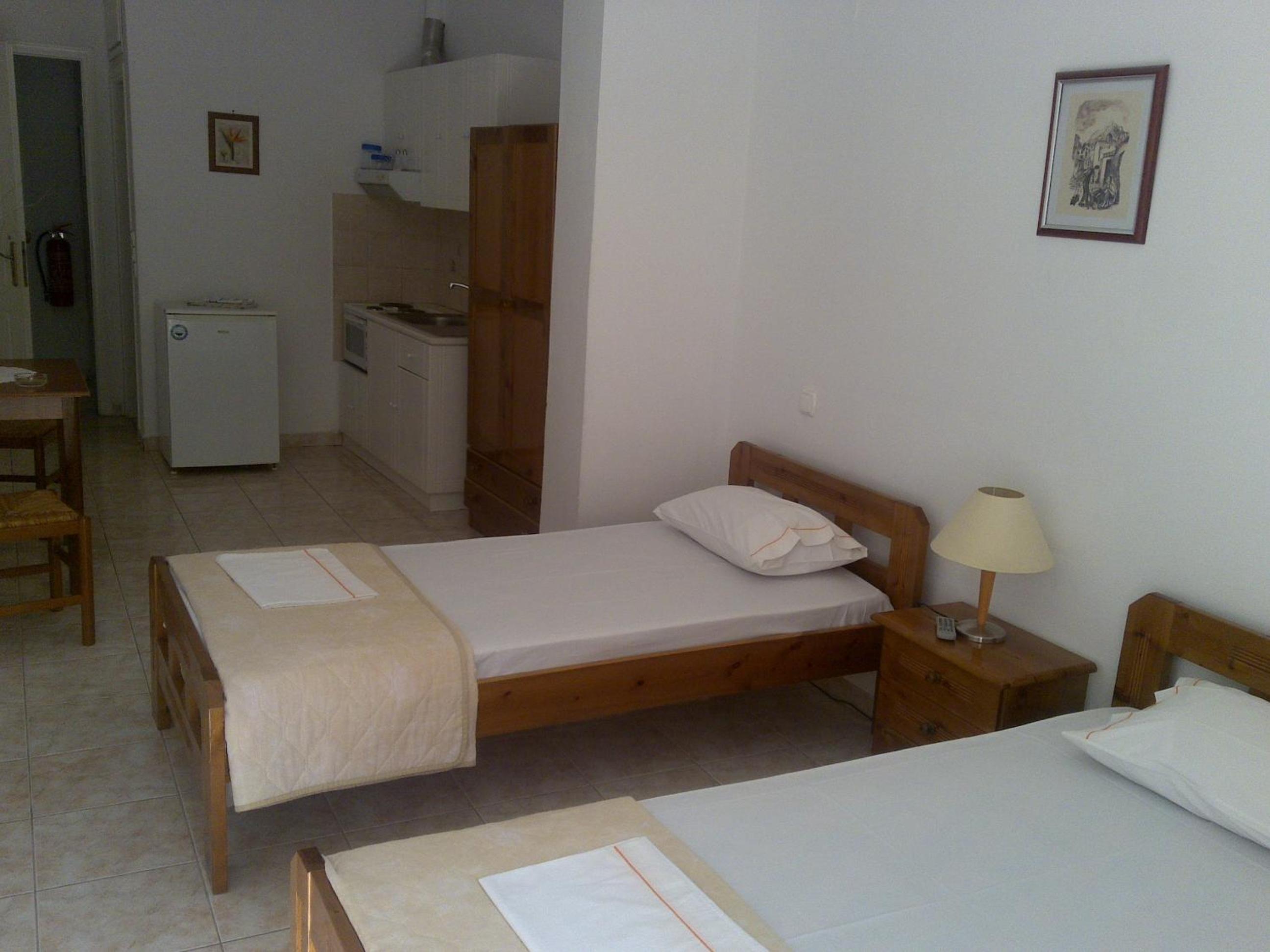 Studio with Balcony - Photo 24