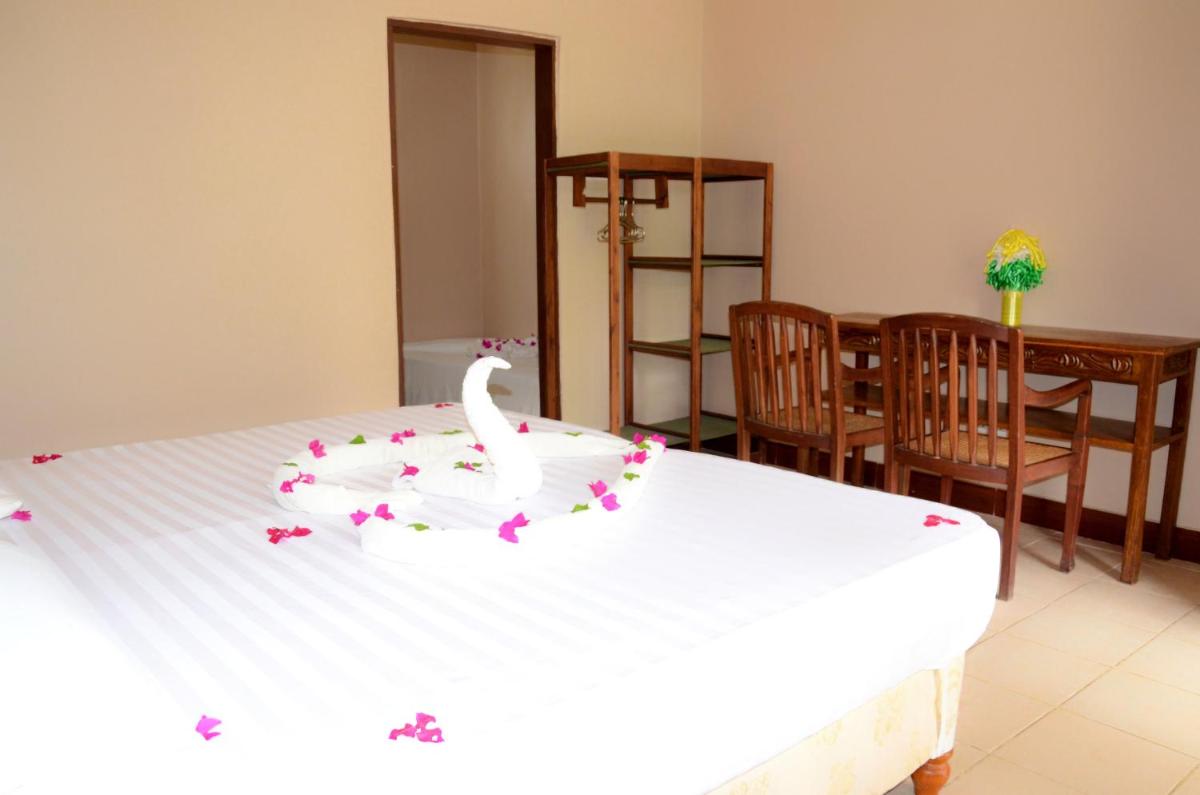Deluxe Double or Twin Room with Sea View photo 1