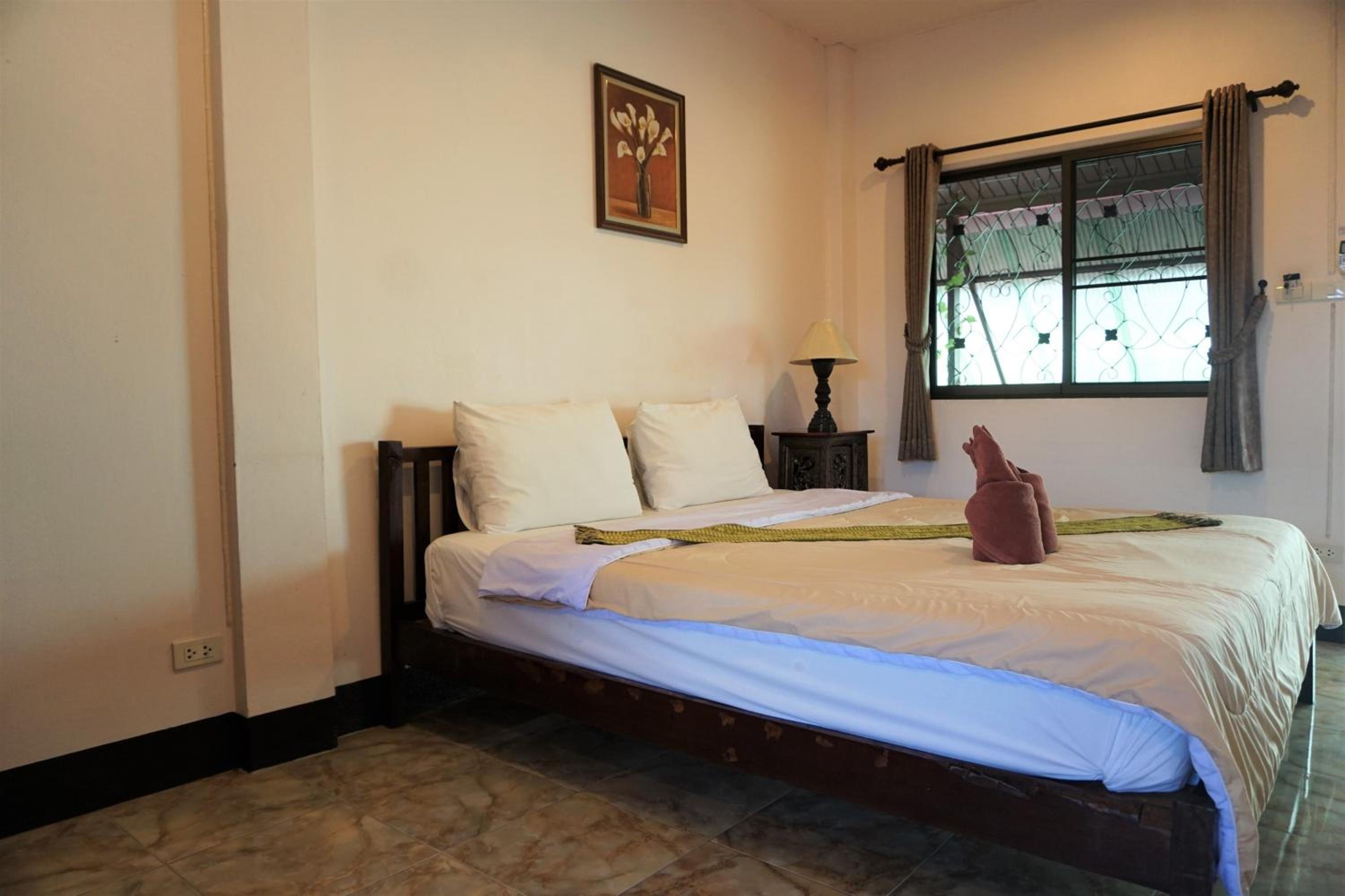 Standard Double Room with Air-Con - Photo 1