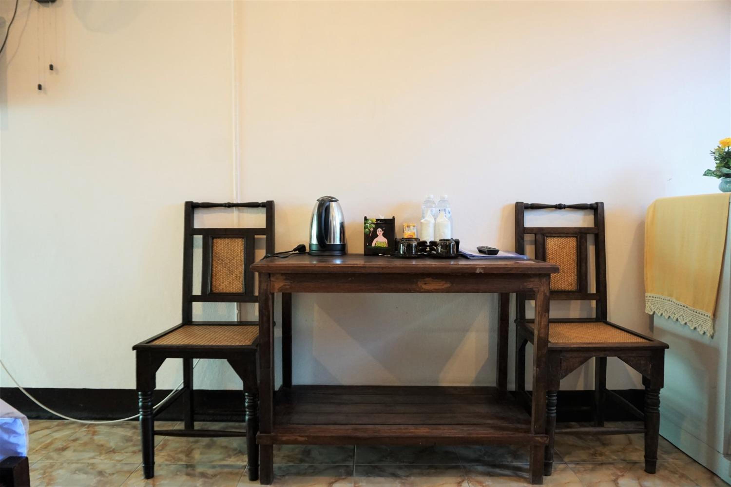 Standard Double Room with Air-Con - Photo 5