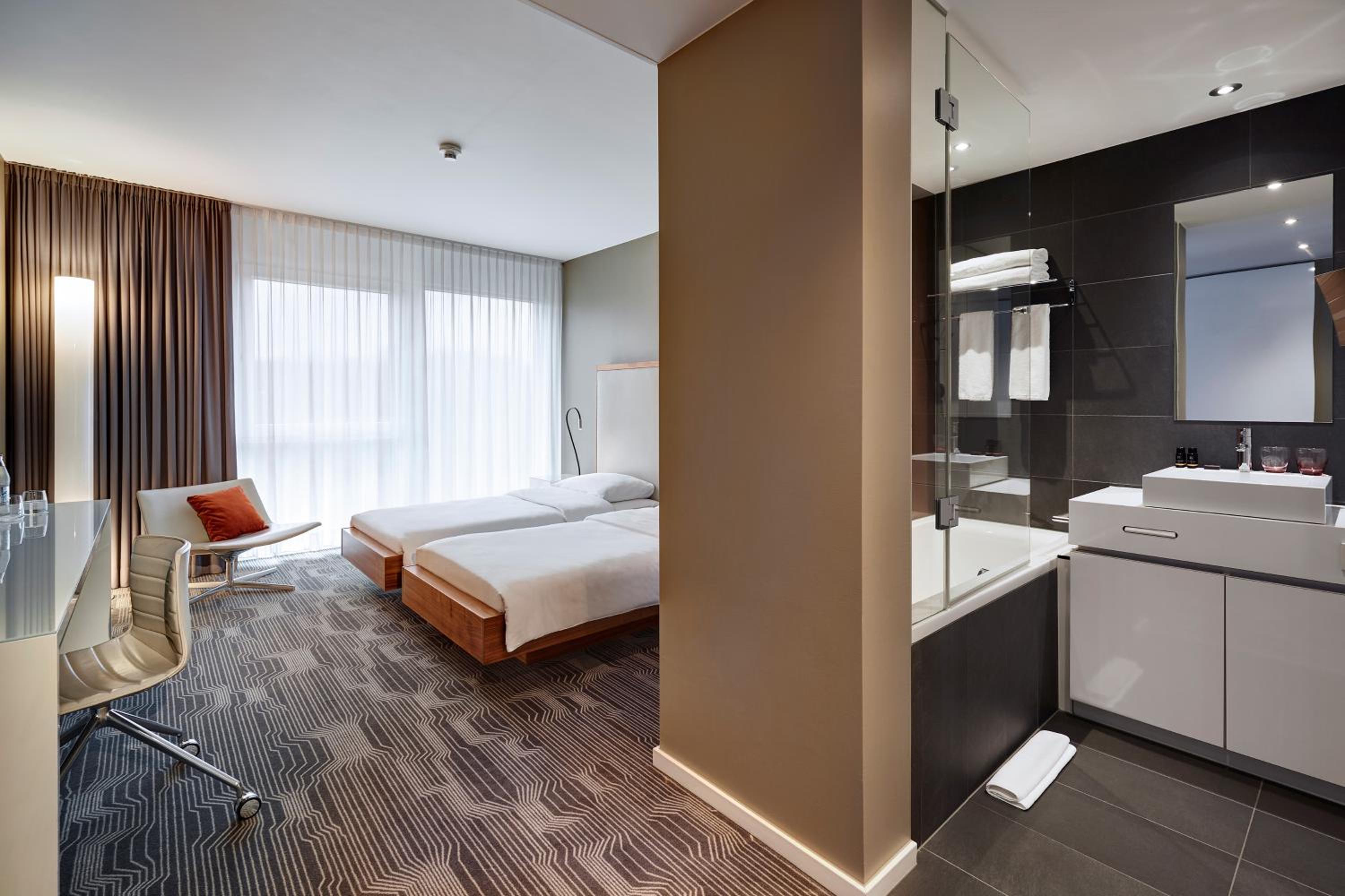 Standard Double Room - Photo 4
