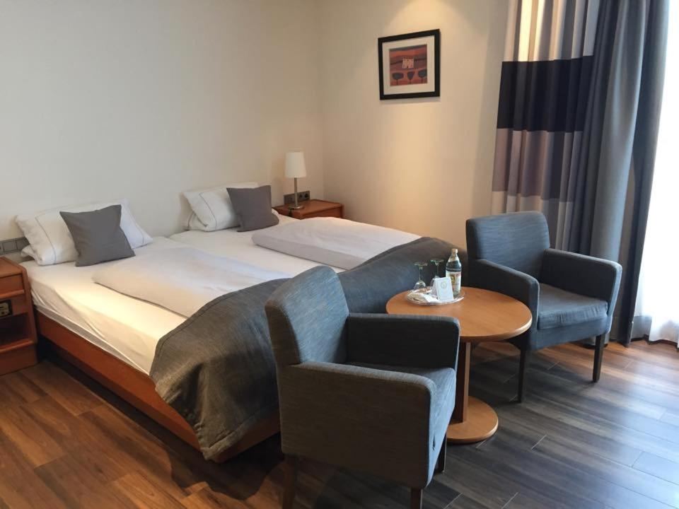 Standard Double Room photo 2