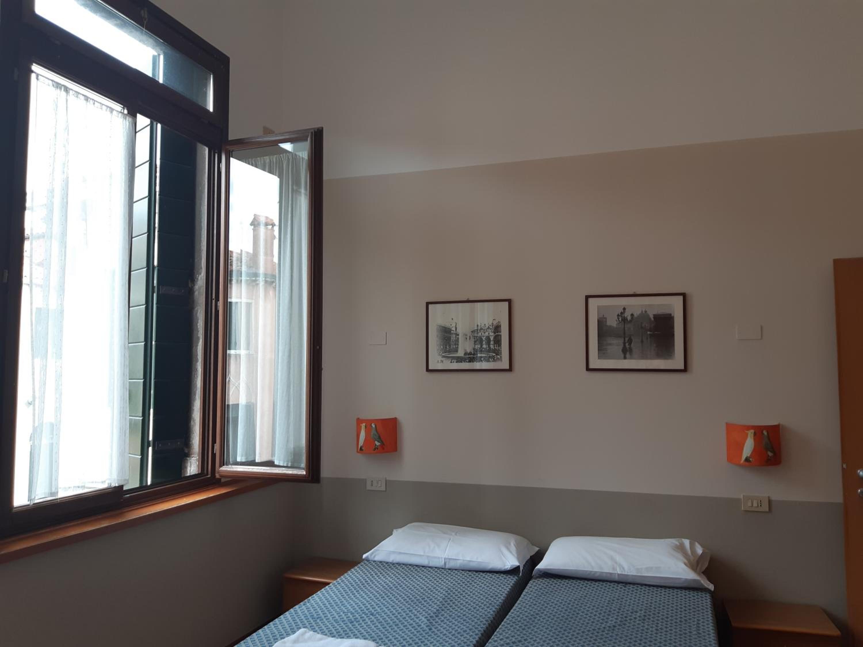 Triple Room With Bathroom photo 3