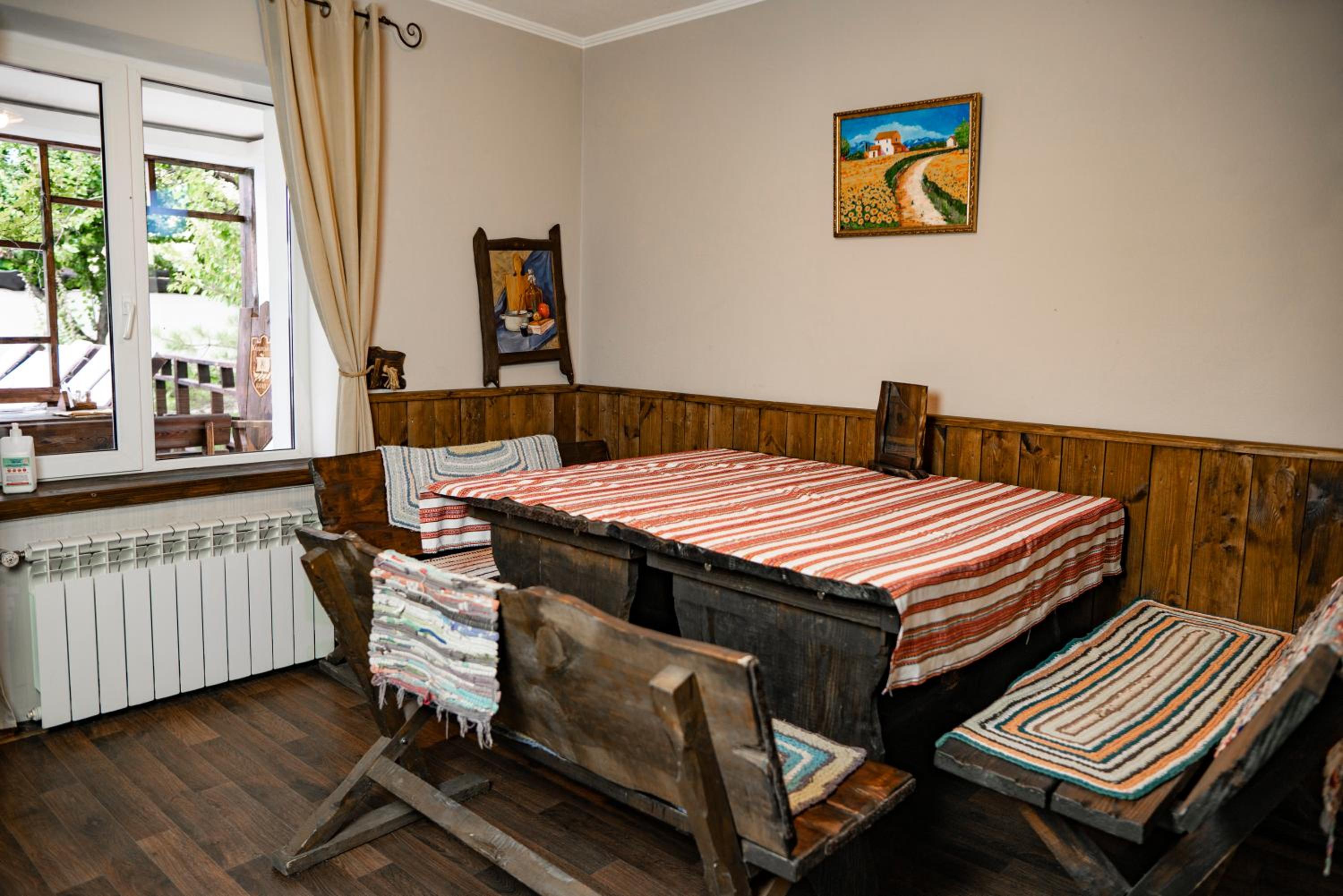 Five-Bedroom Villa photo 1