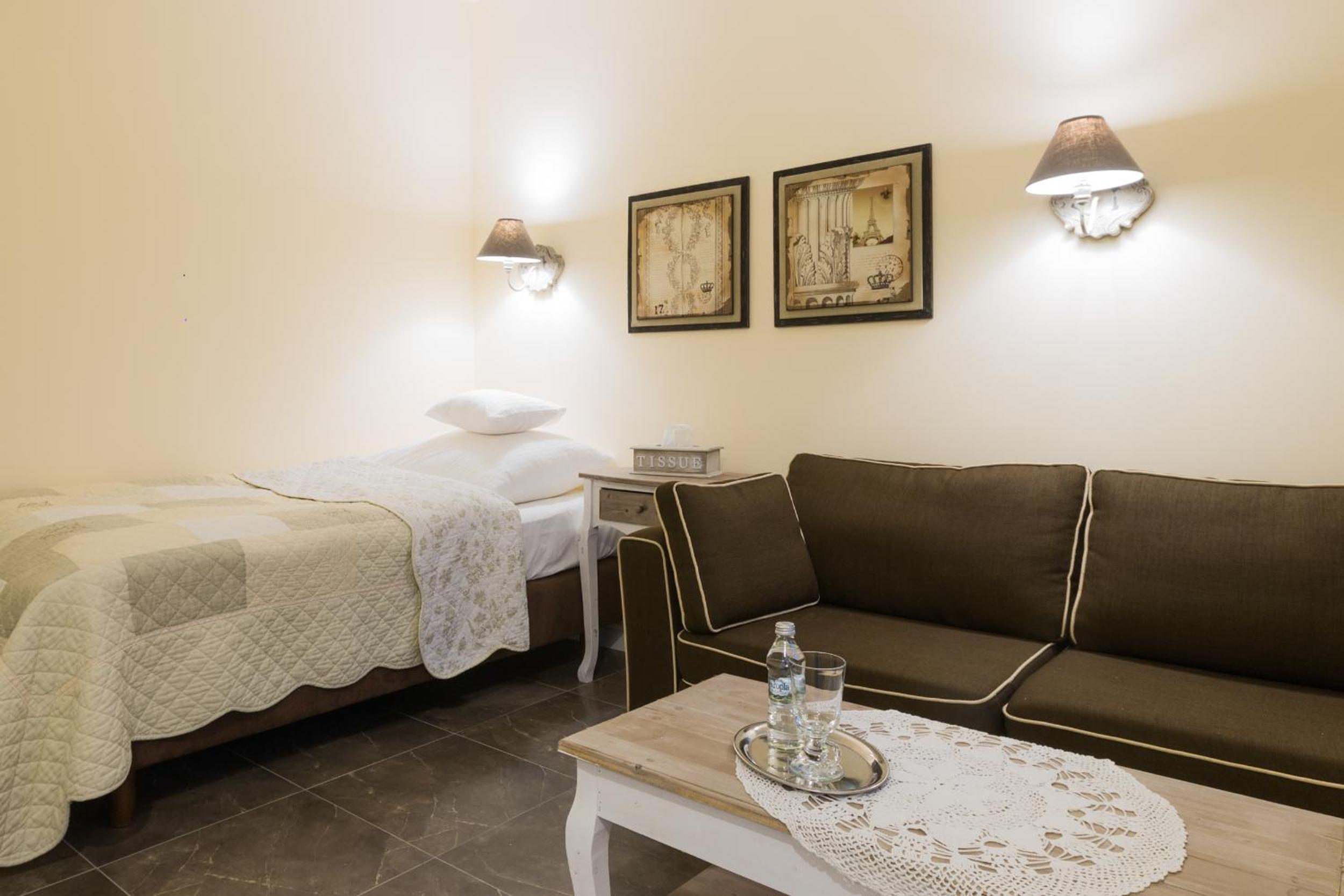 Apartment - Ground Floor - Photo 4