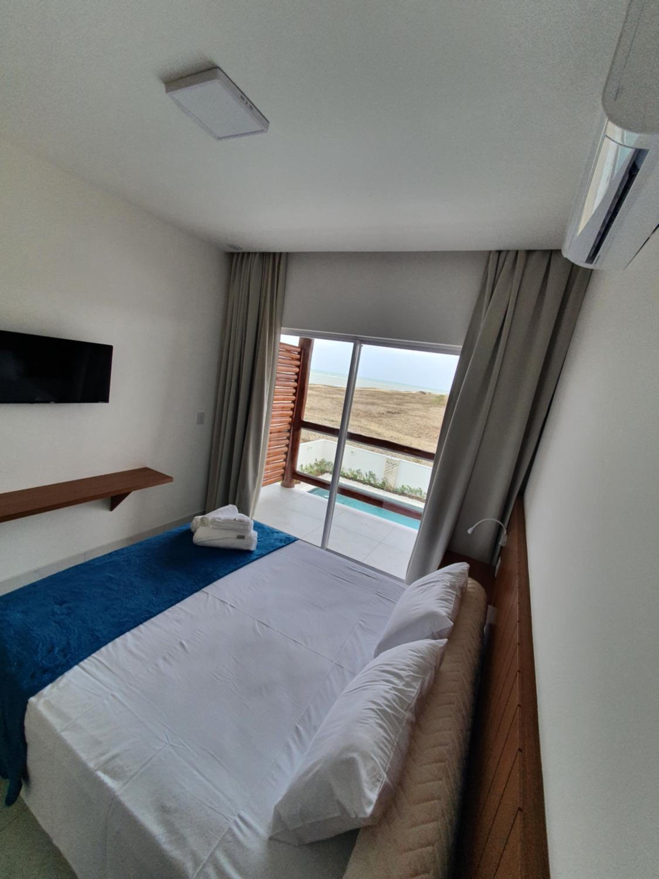 Deluxe Double Room with Balcony - Photo 1