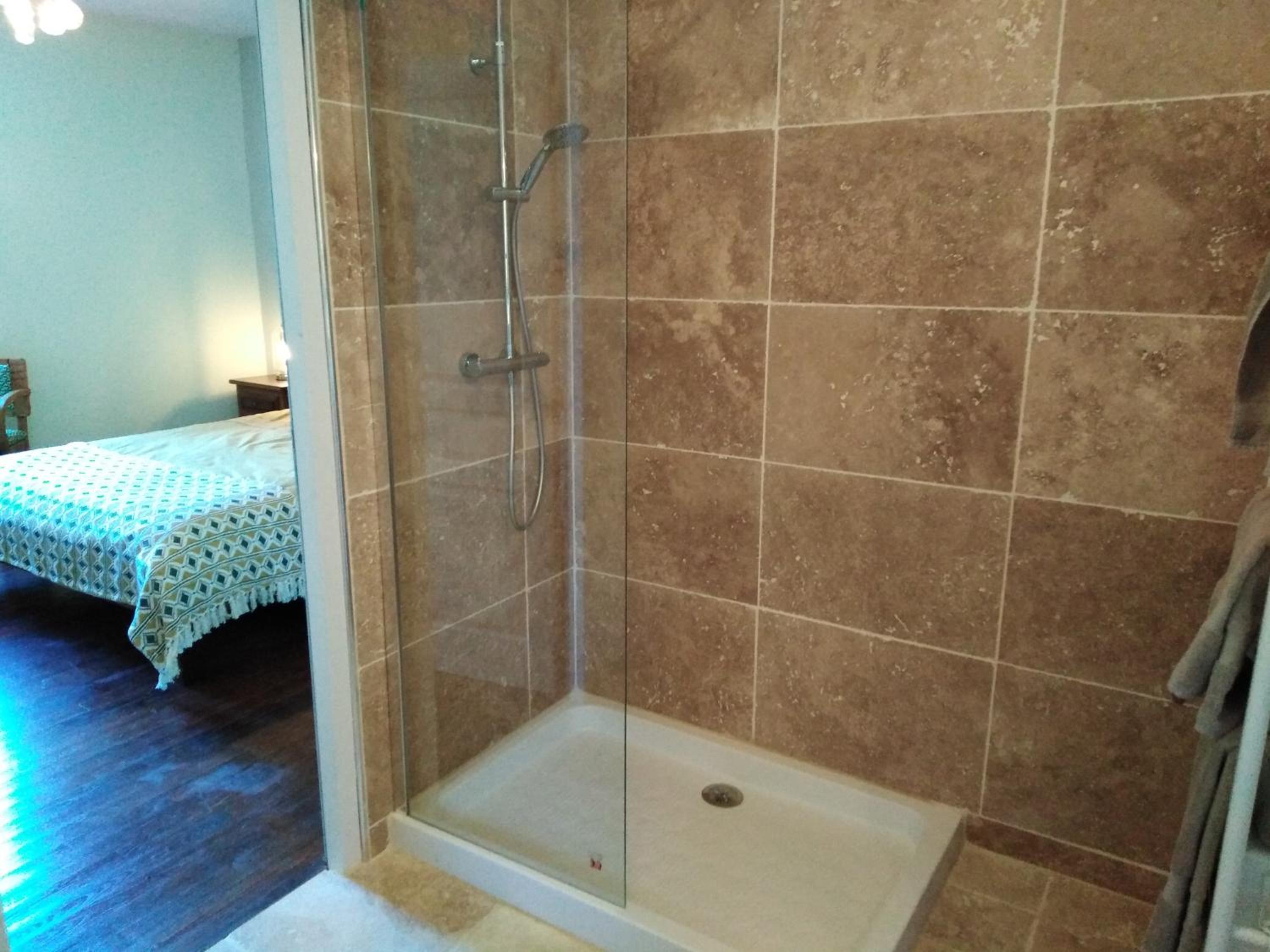 Deluxe King Room - Photo 1