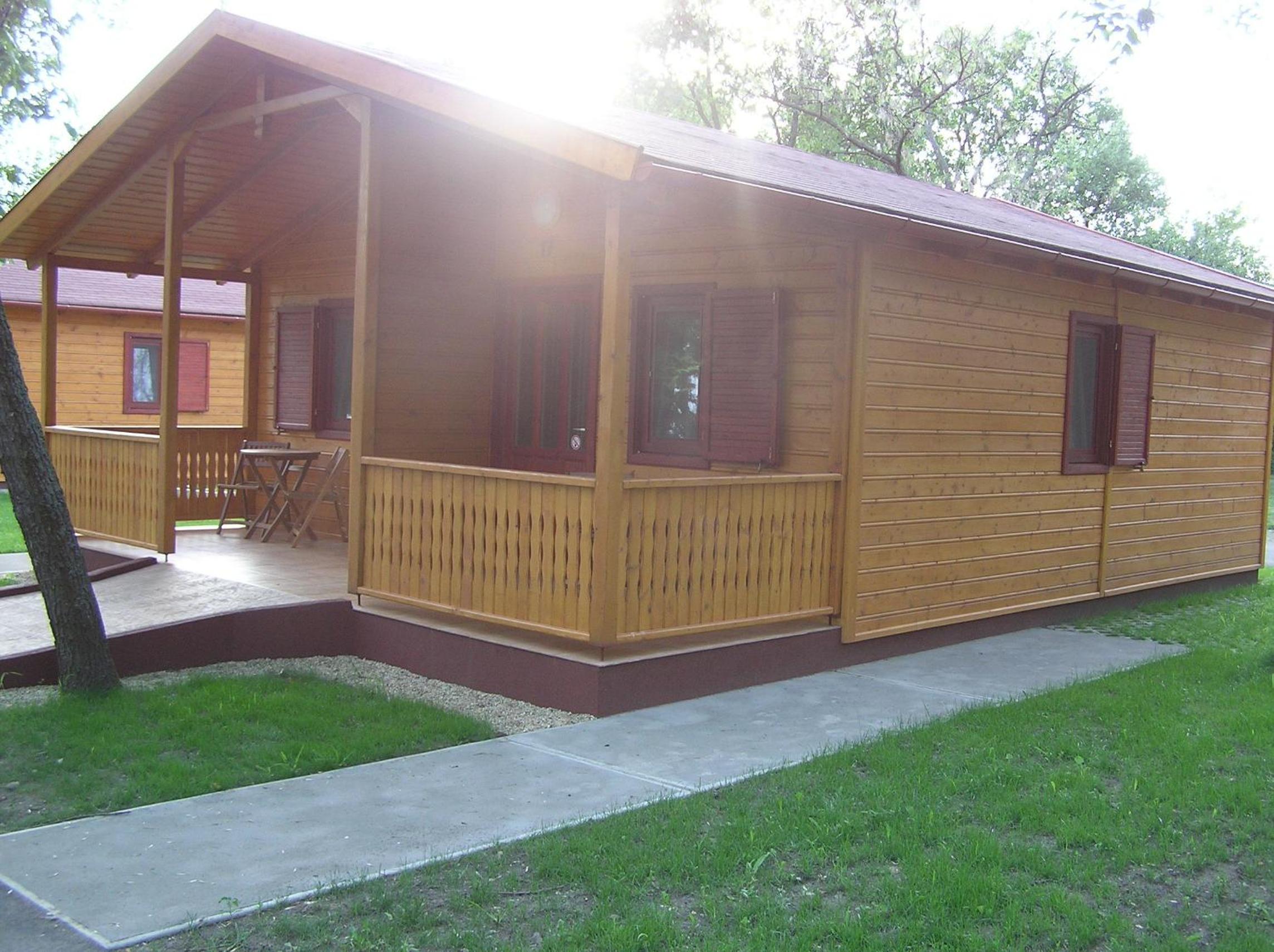 Bungalow (2 Adults) photo 3