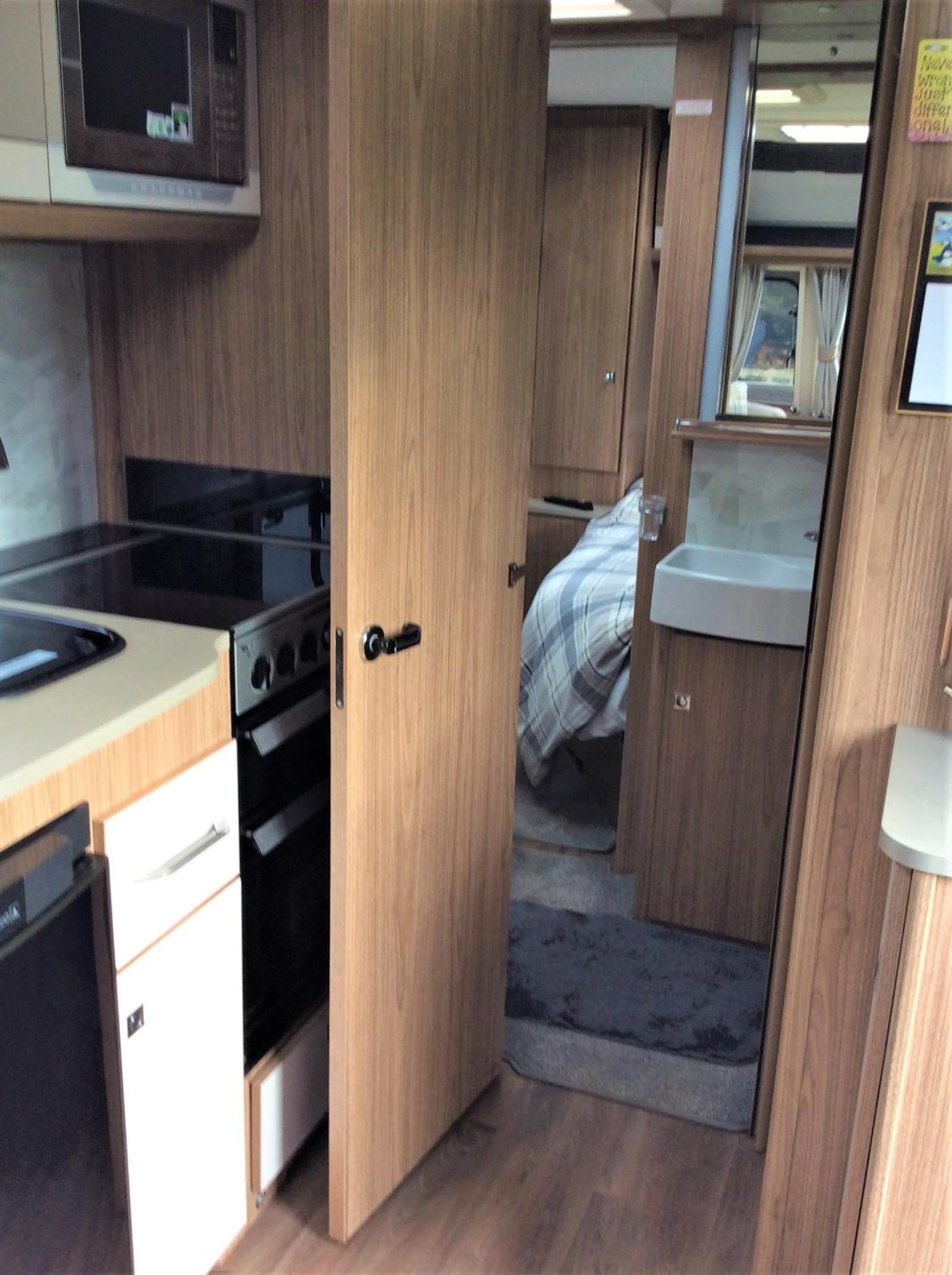 Caravan photo 2