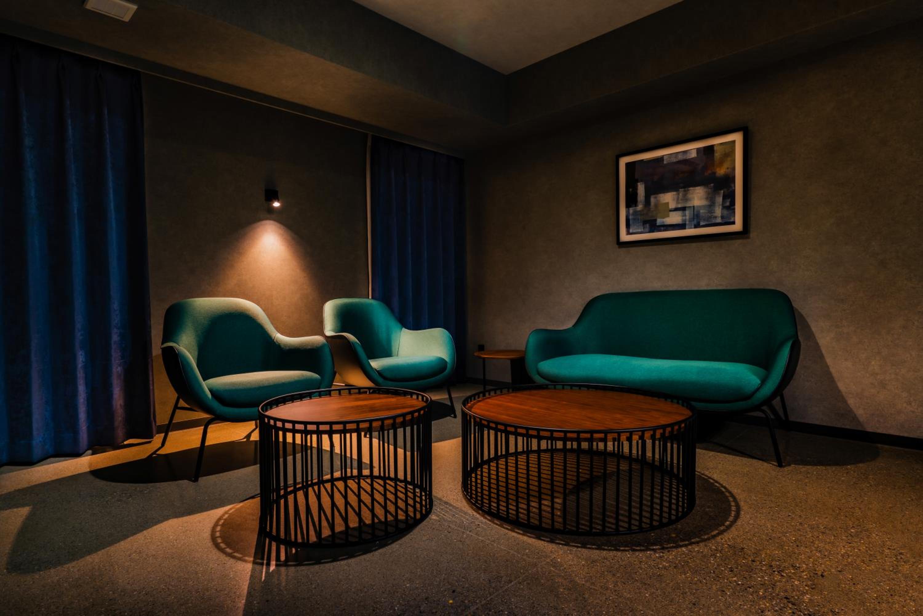 Deluxe Suite with Spa Bath