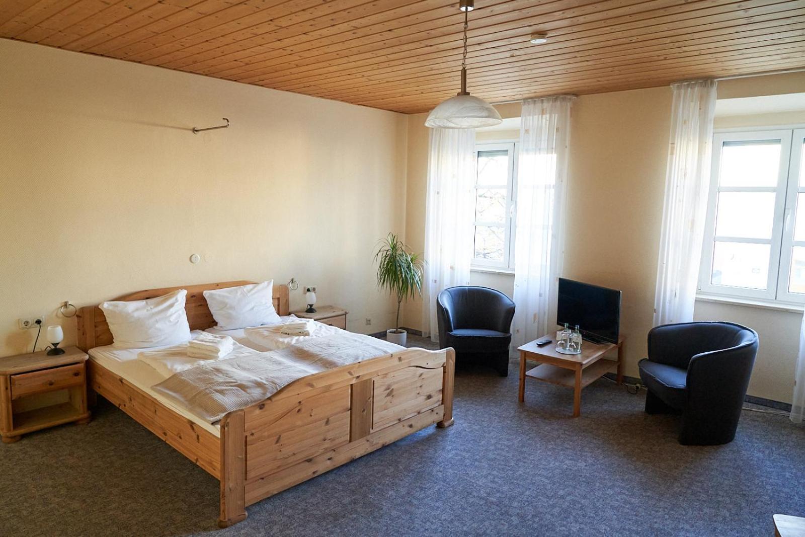 Standard Double Room - Photo 5