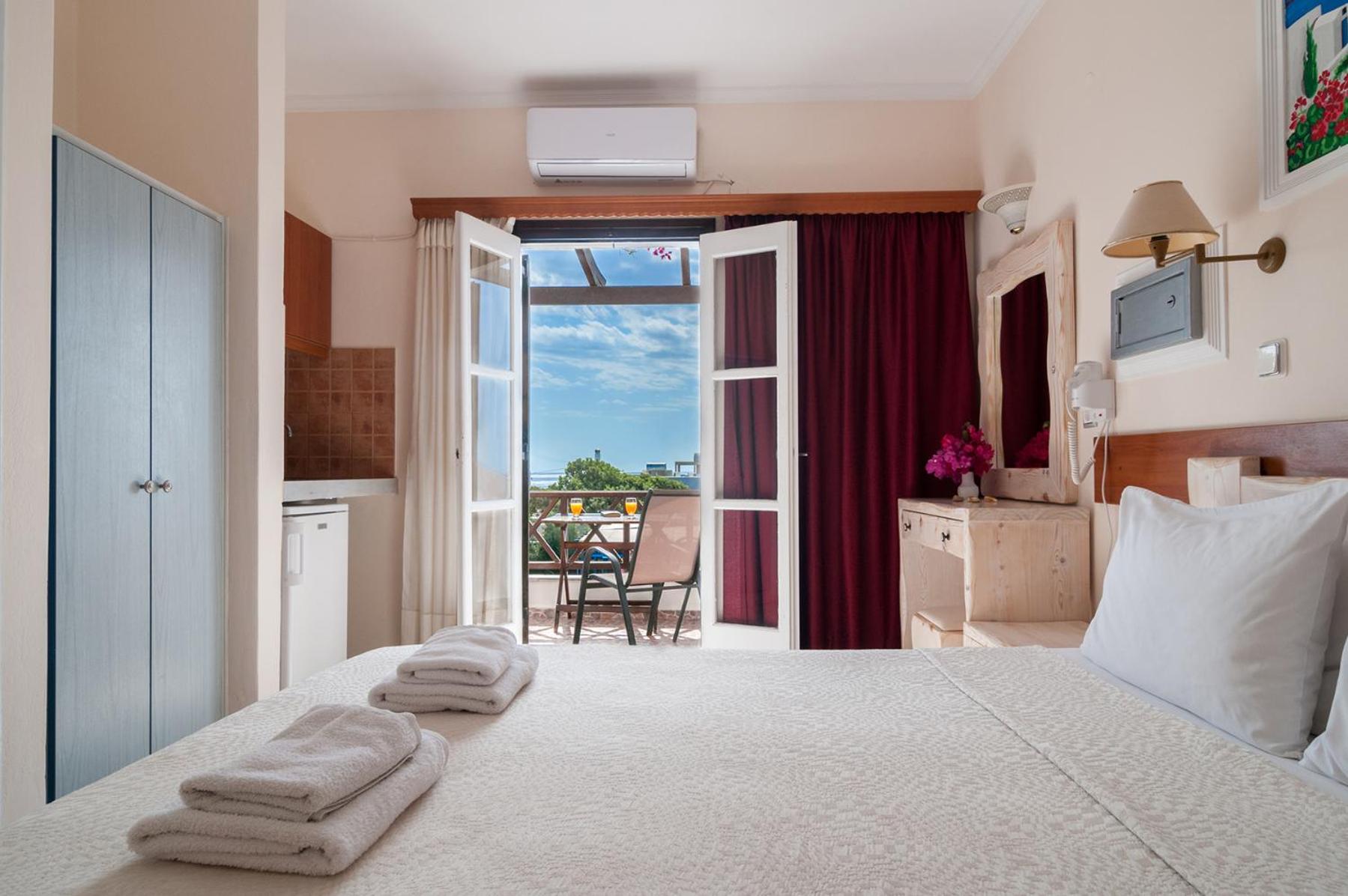 Double Room - Photo 27