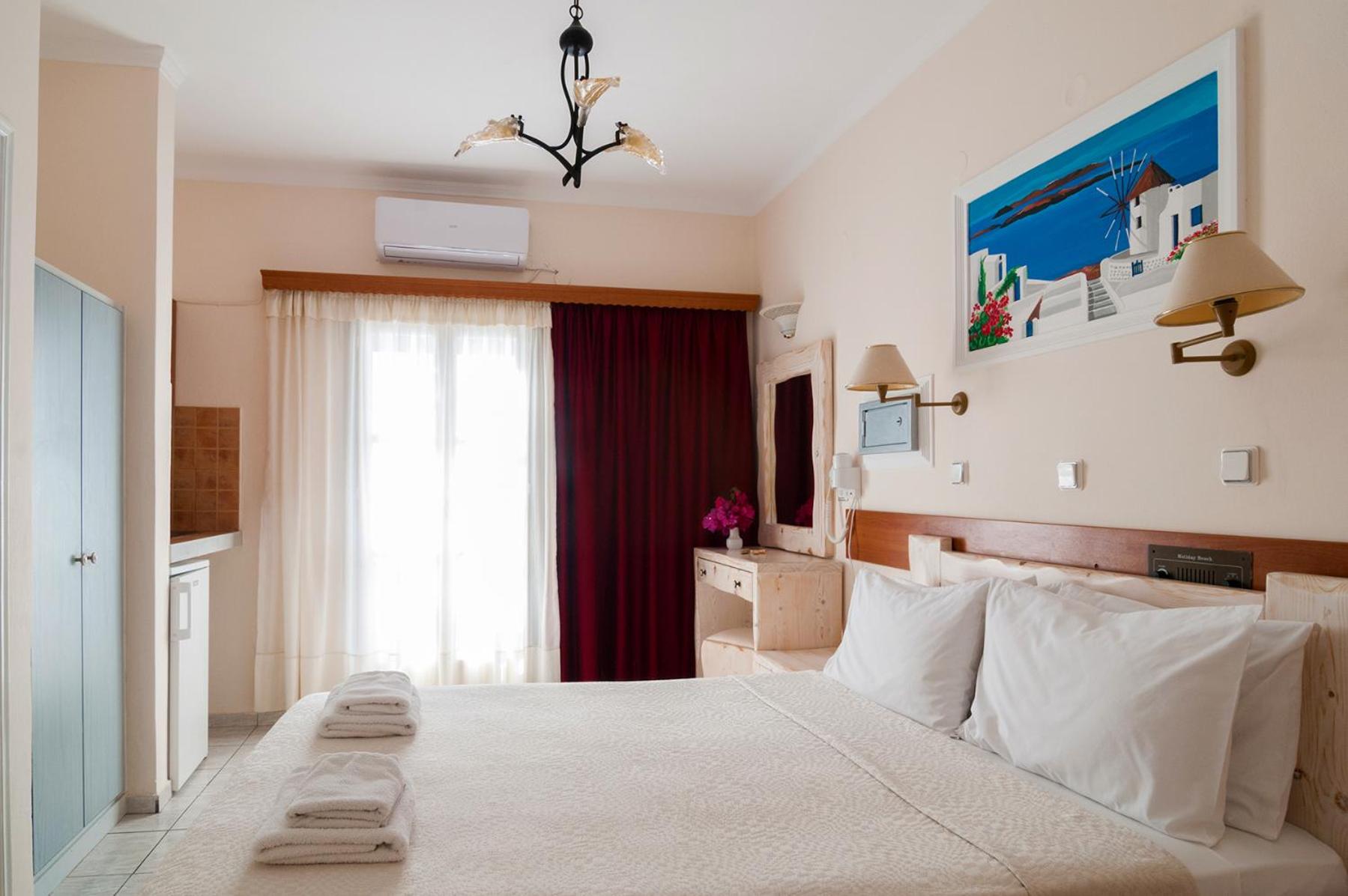 Double Room - Photo 25