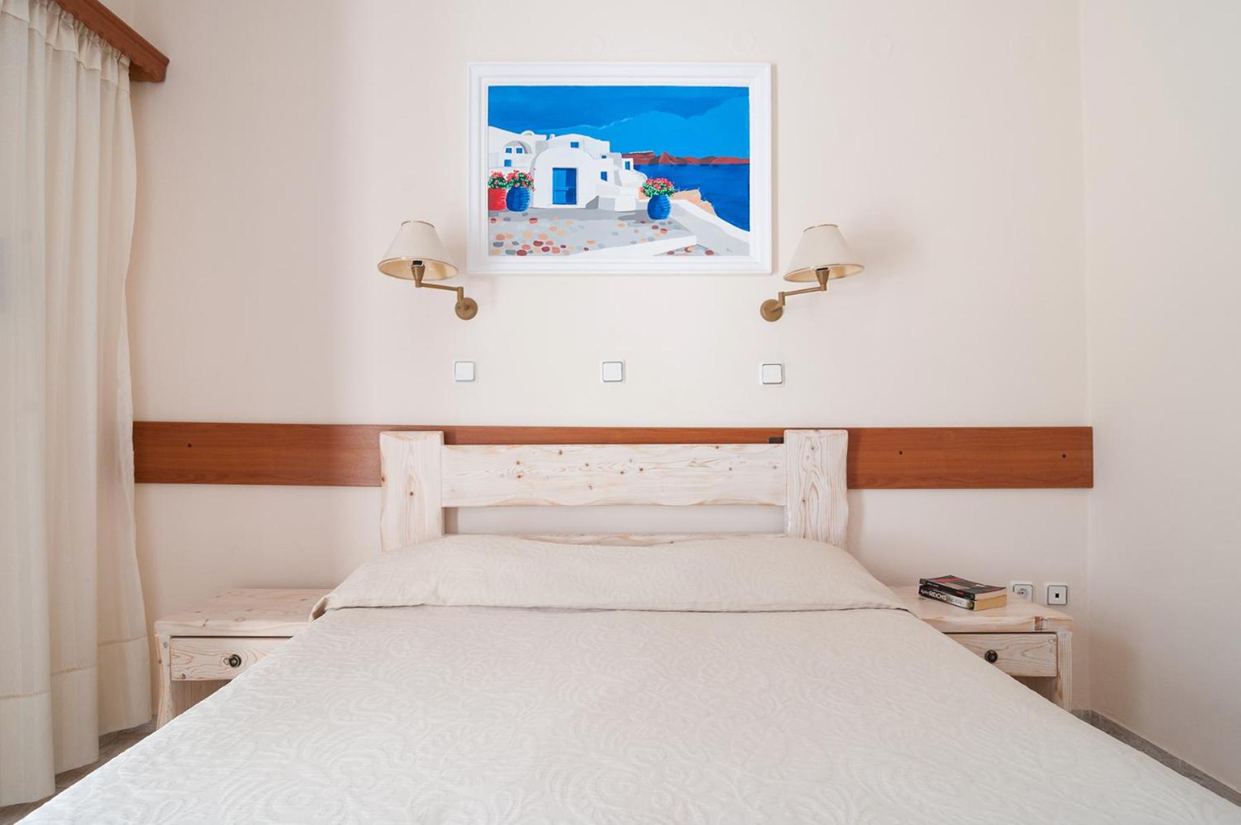 Double Room - Photo 14