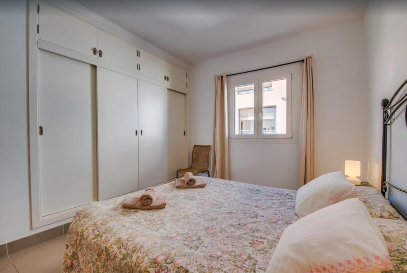 Two-Bedroom Deluxe Apartment with Ocean View