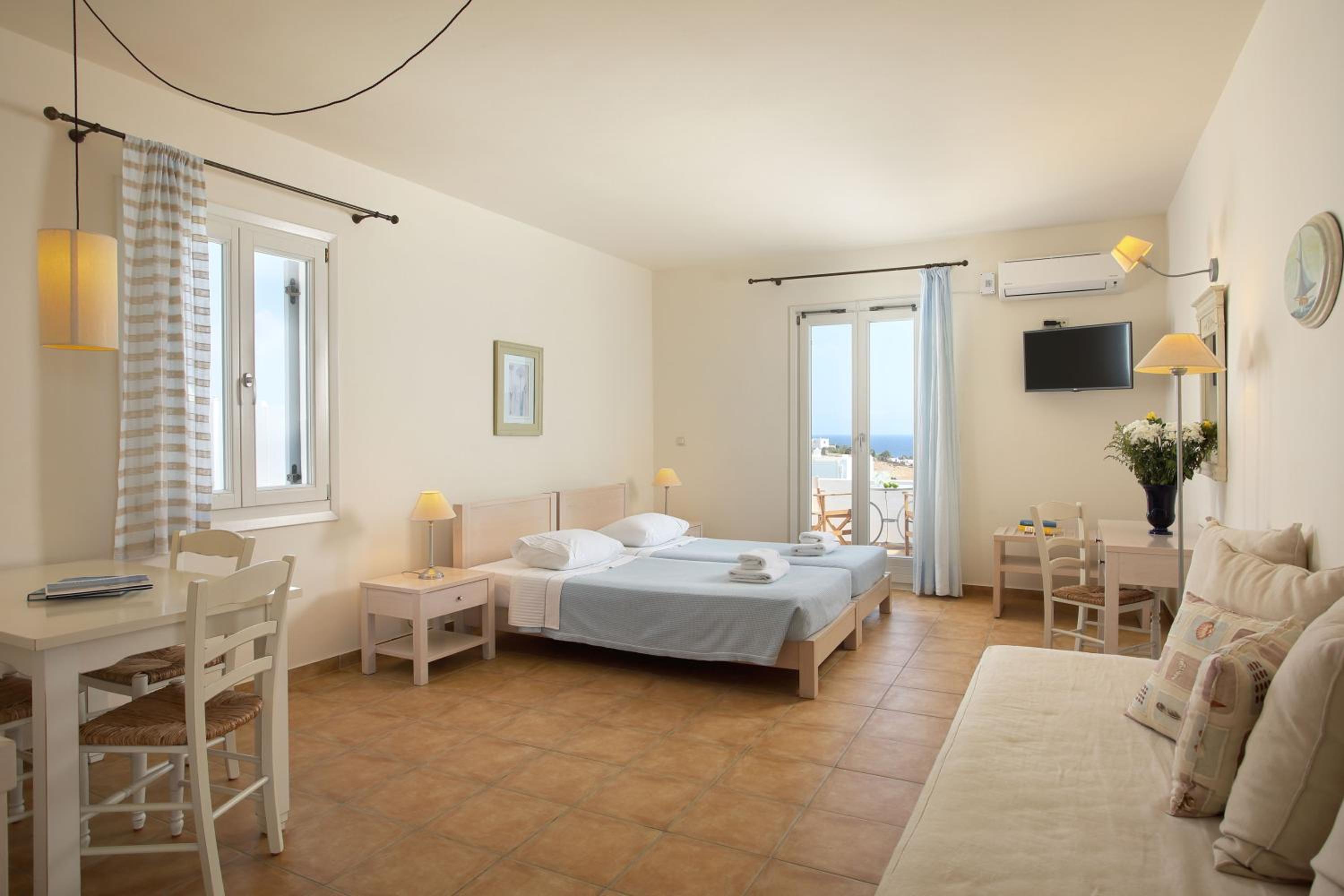 Triple Room with Sea View photo 2