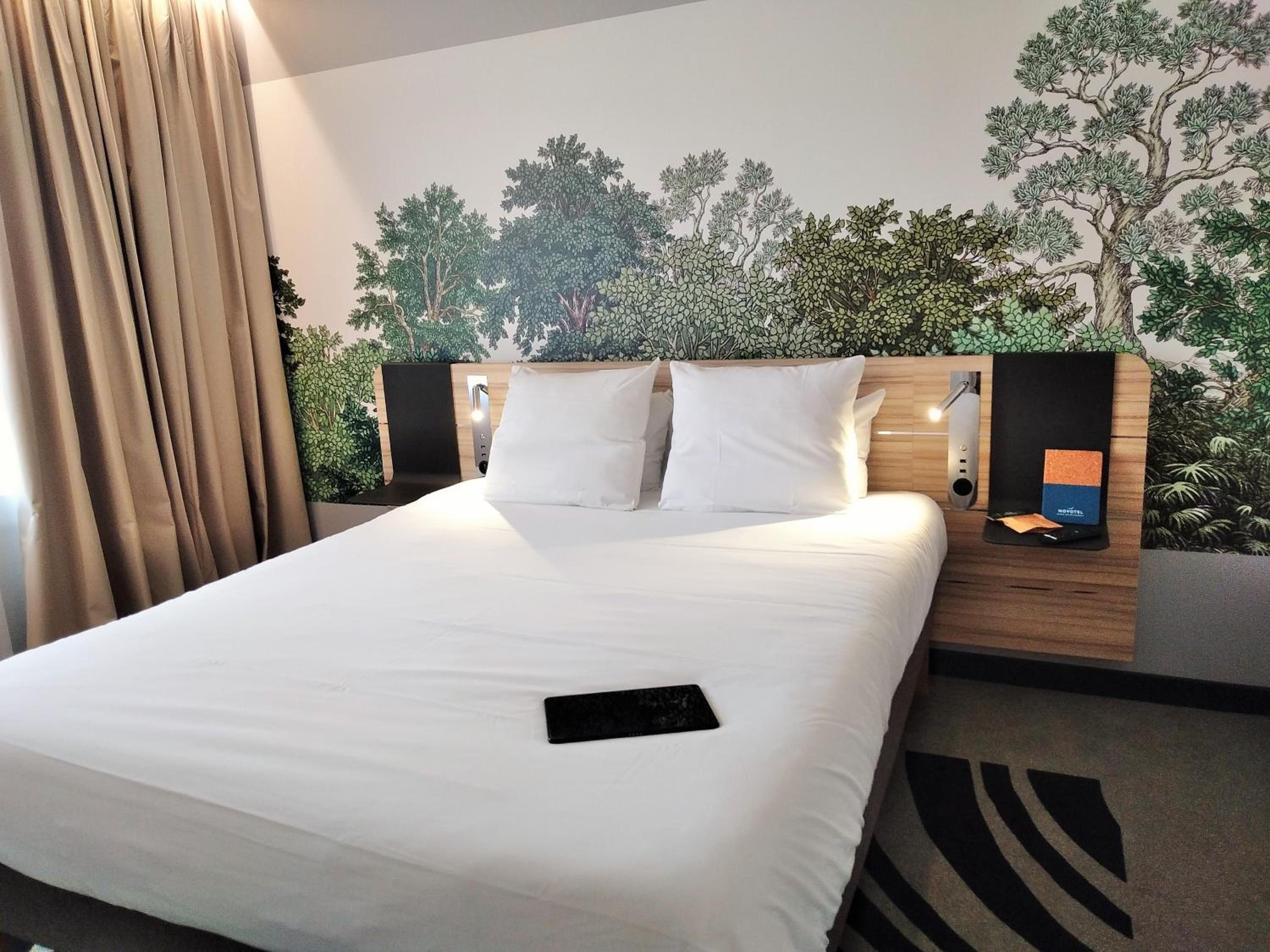 Superior Suite - Photo 36