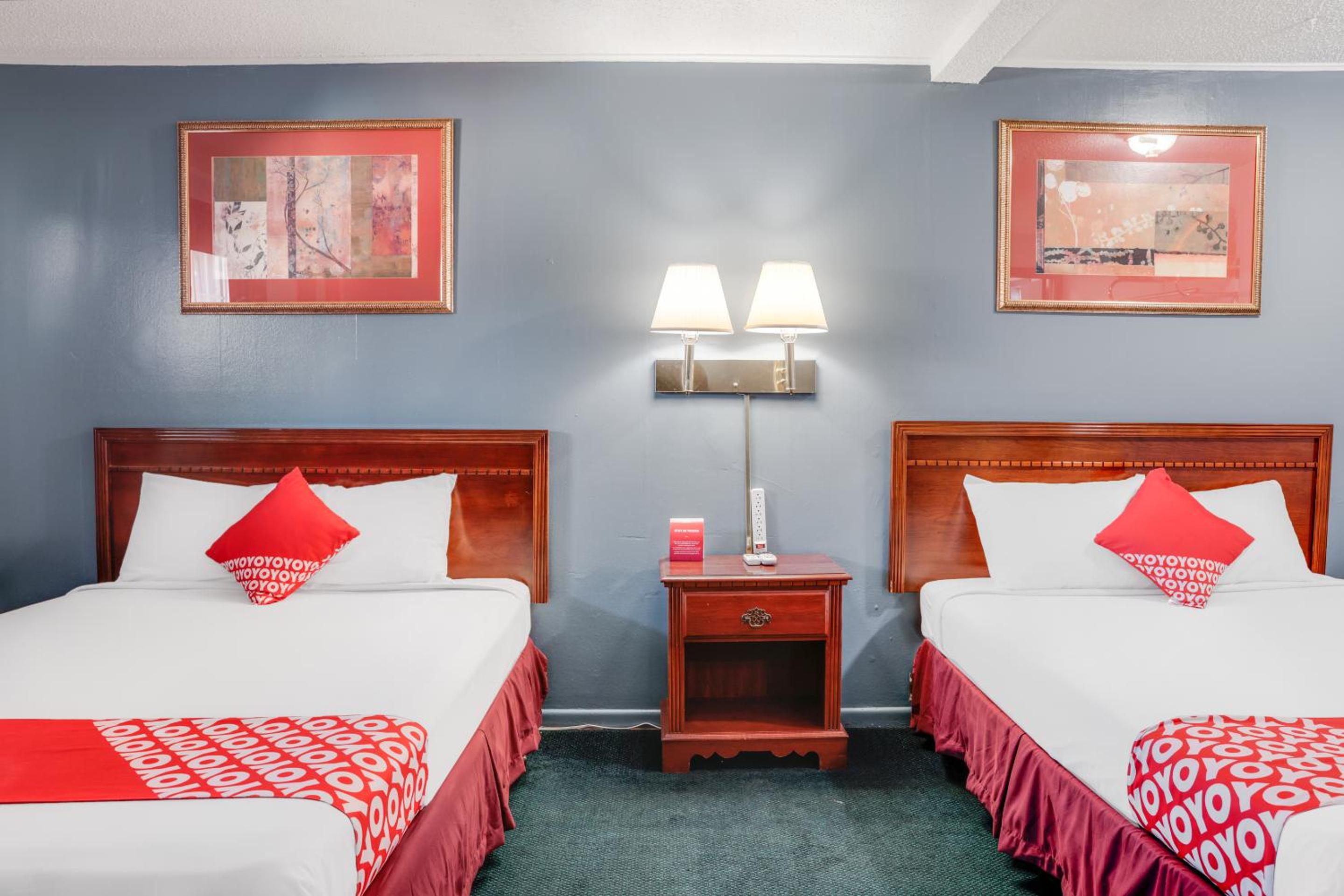 Queen Room with Two Queen Beds - Photo 1