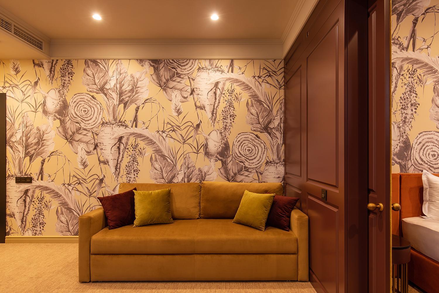King Suite with Balcony photo 1