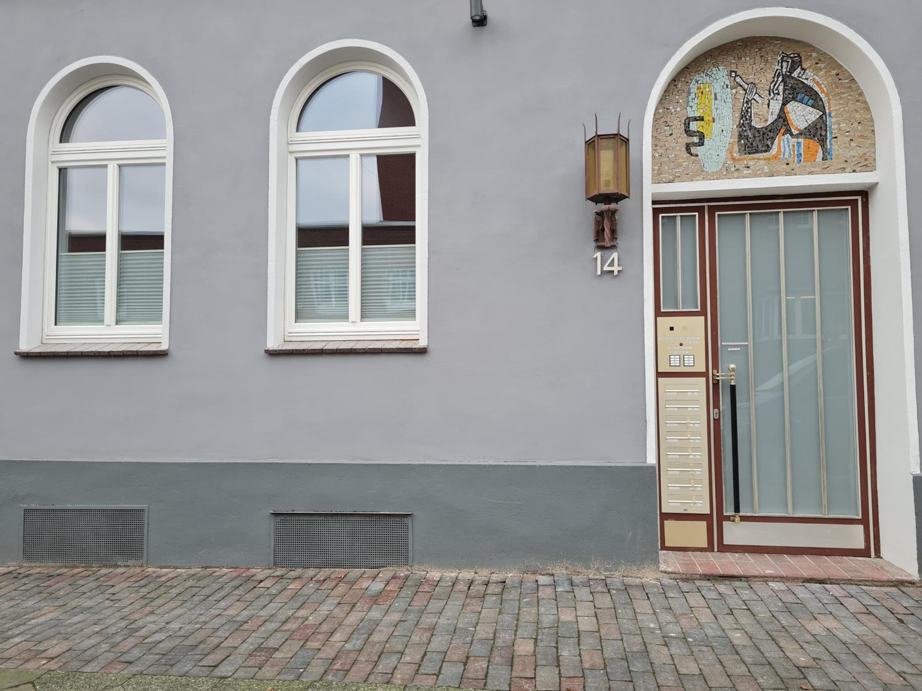 Three-Bedroom Apartment - Photo 22
