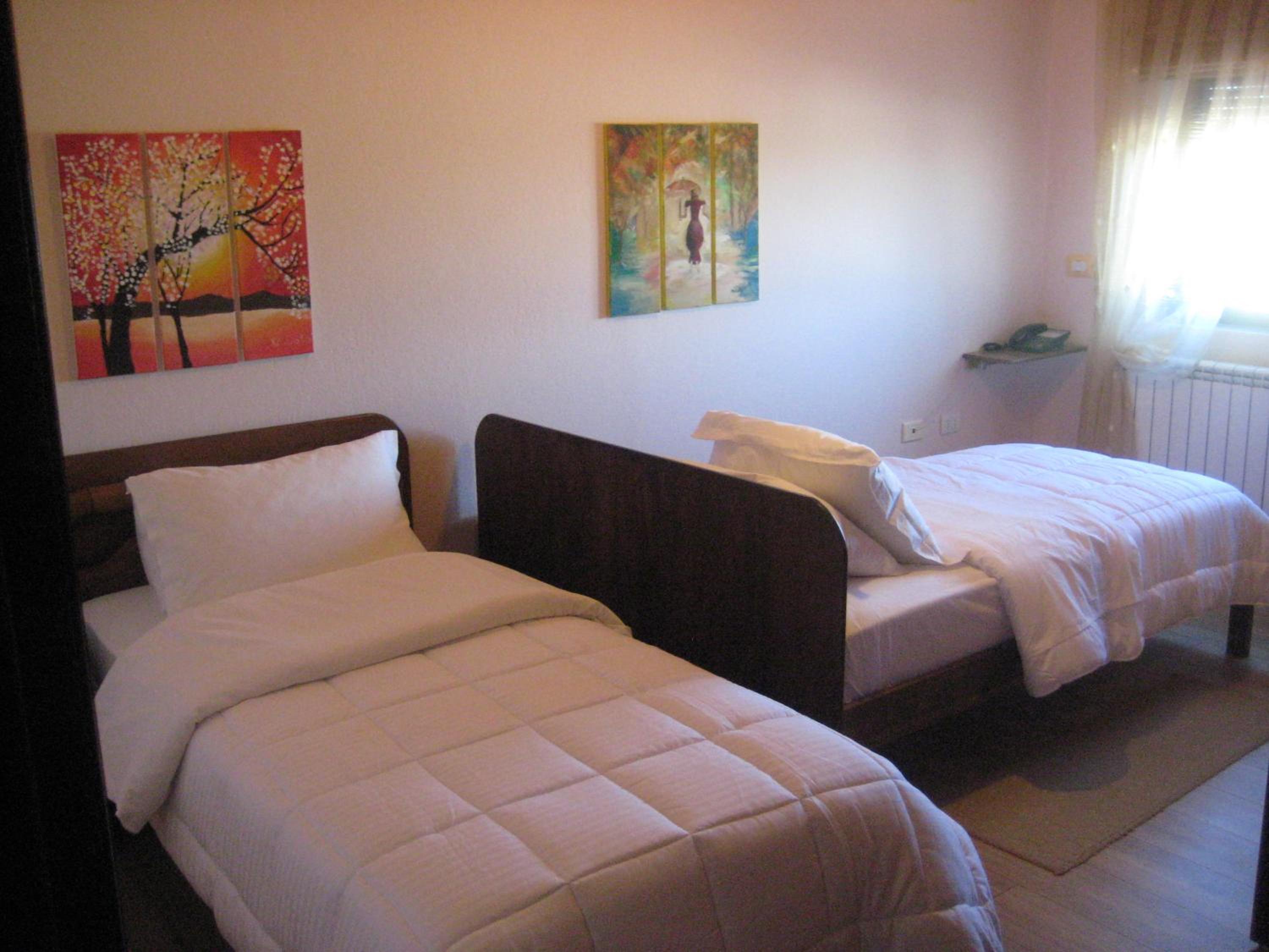Standard Twin Room photo 1