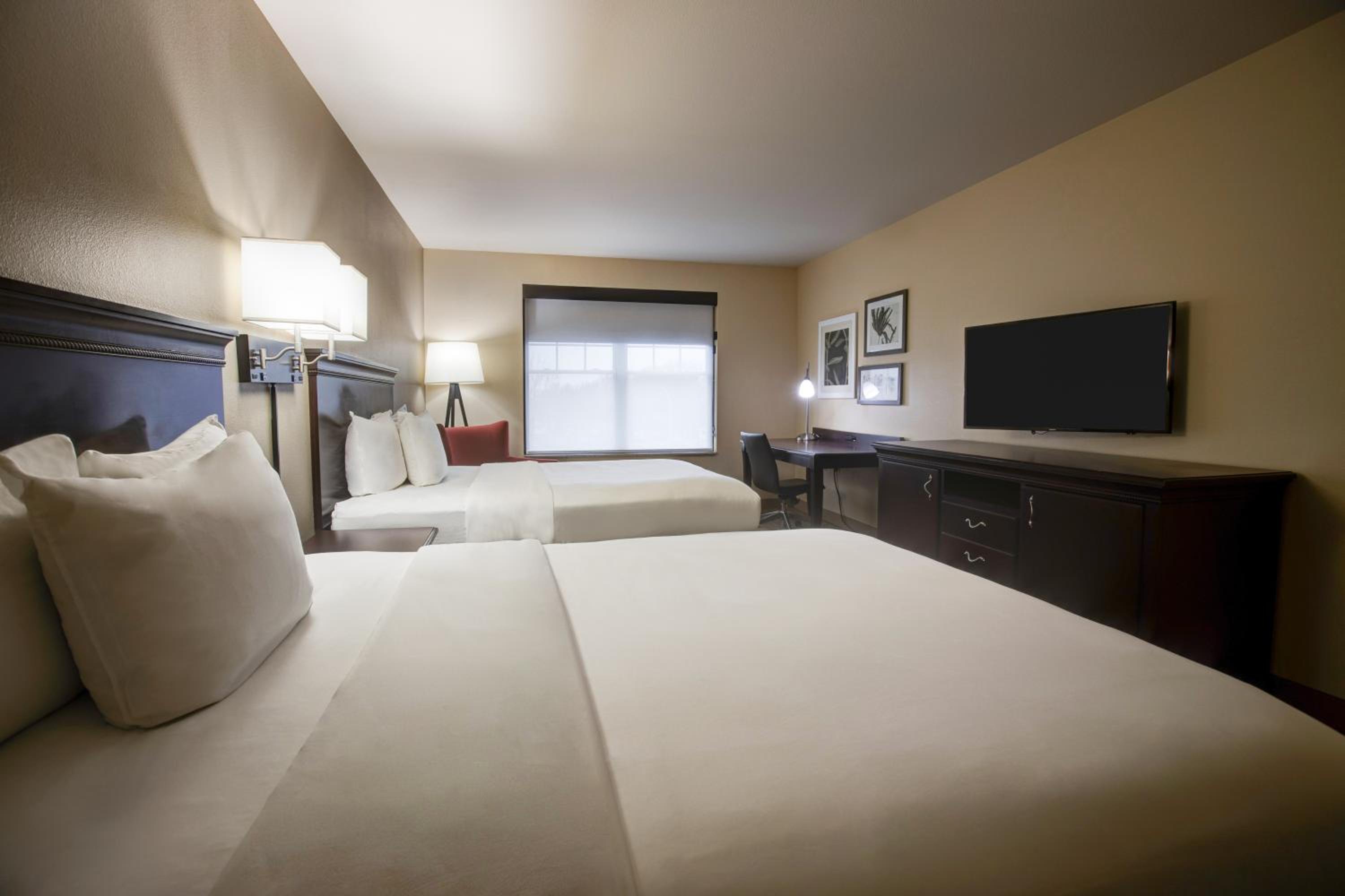 Queen Room with Two Queen Beds - Photo 1