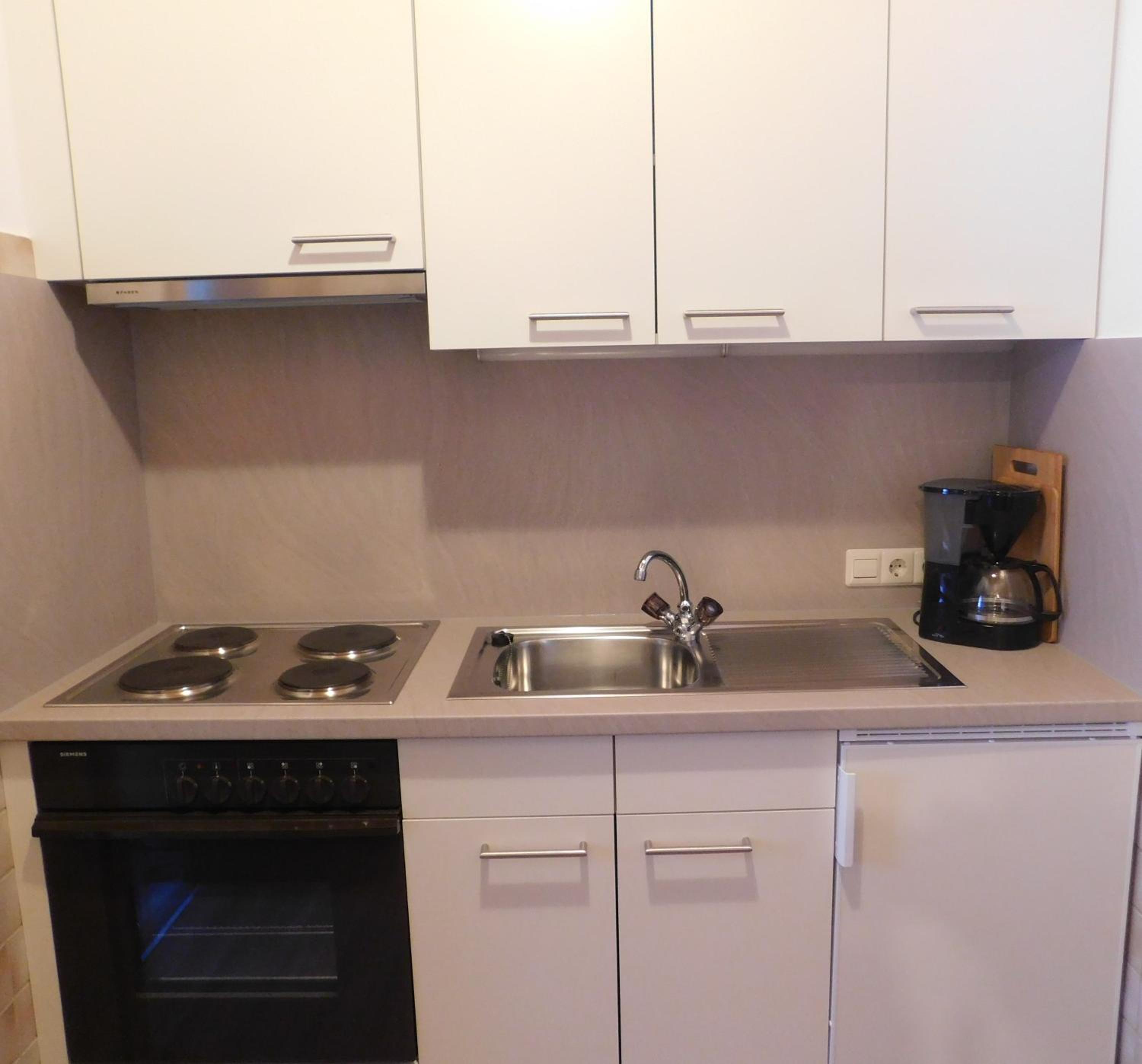 Apartment with Balcony photo 3