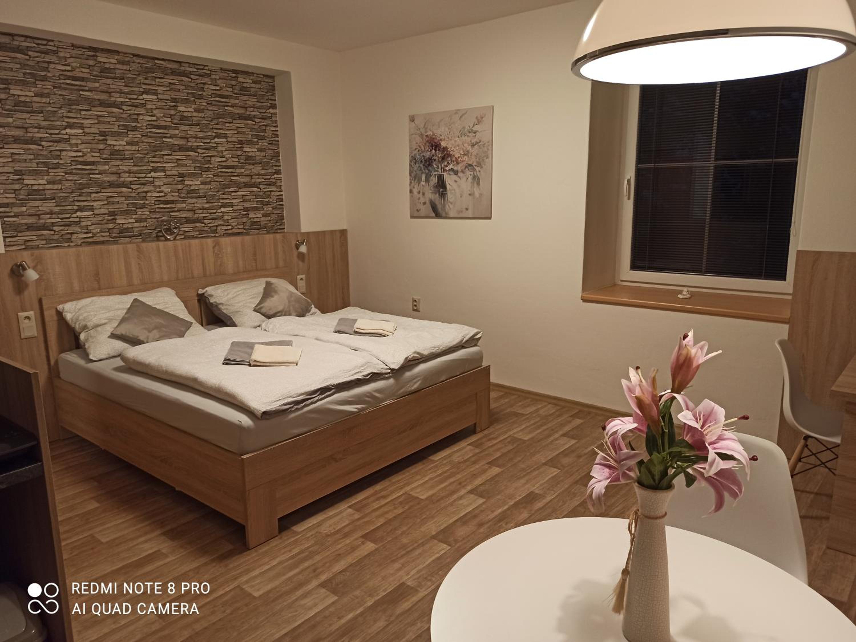 Deluxe Double Room with Balcony photo 2