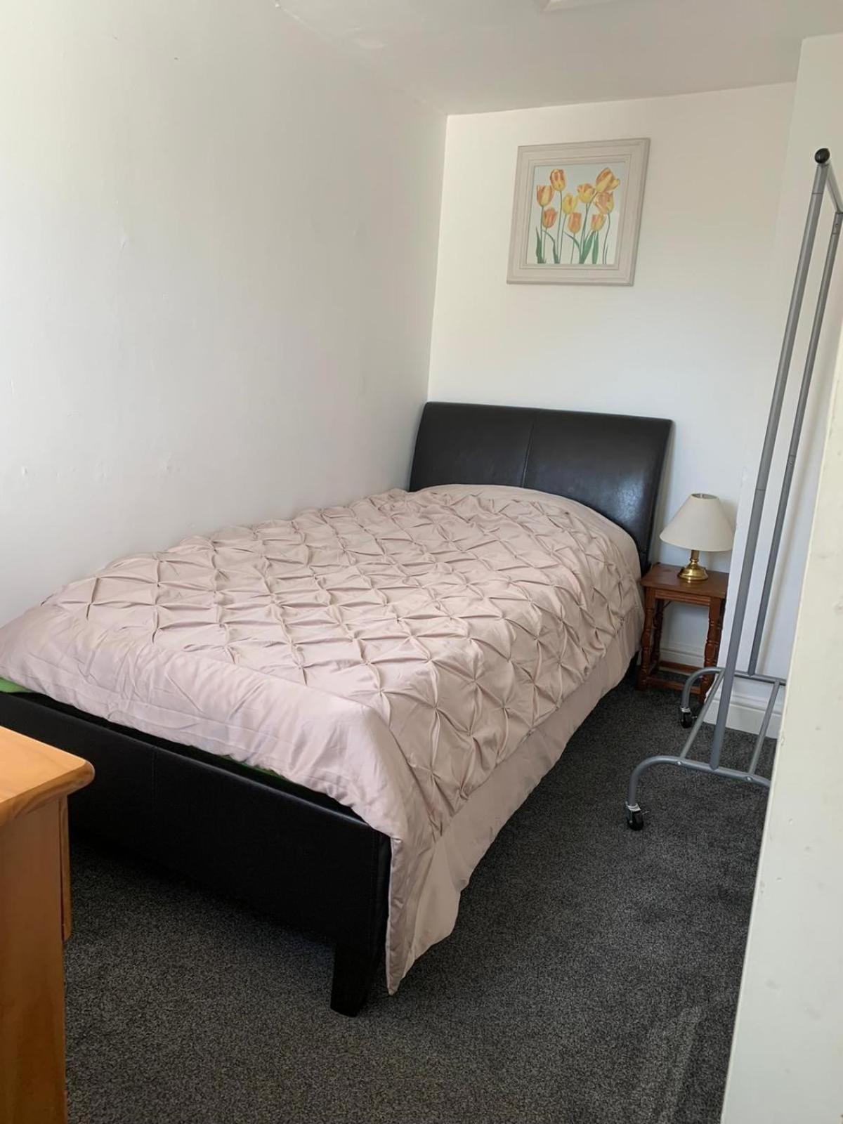 Single Room With Shared Bathroom