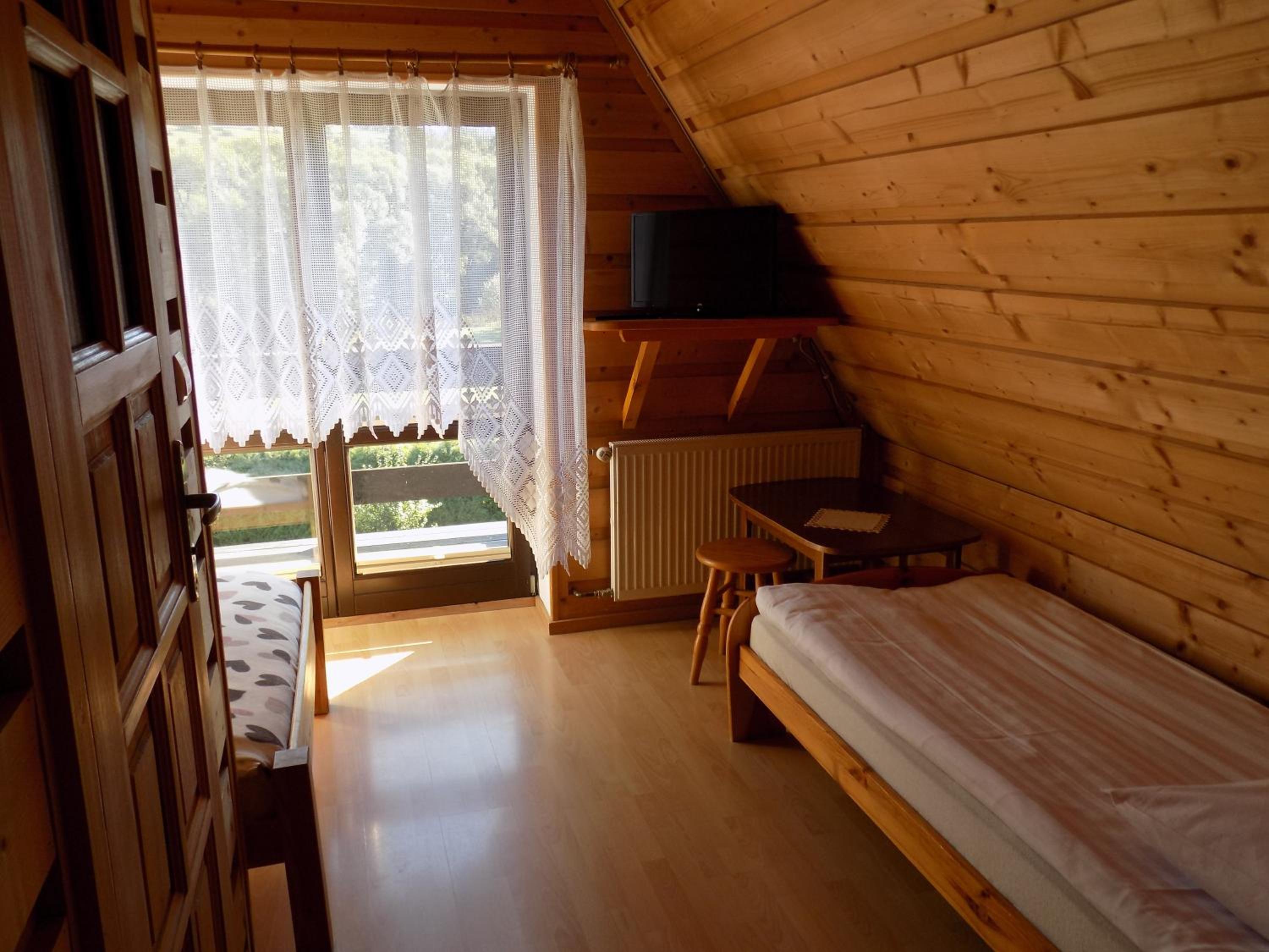 Triple Room with Pool View photo 3