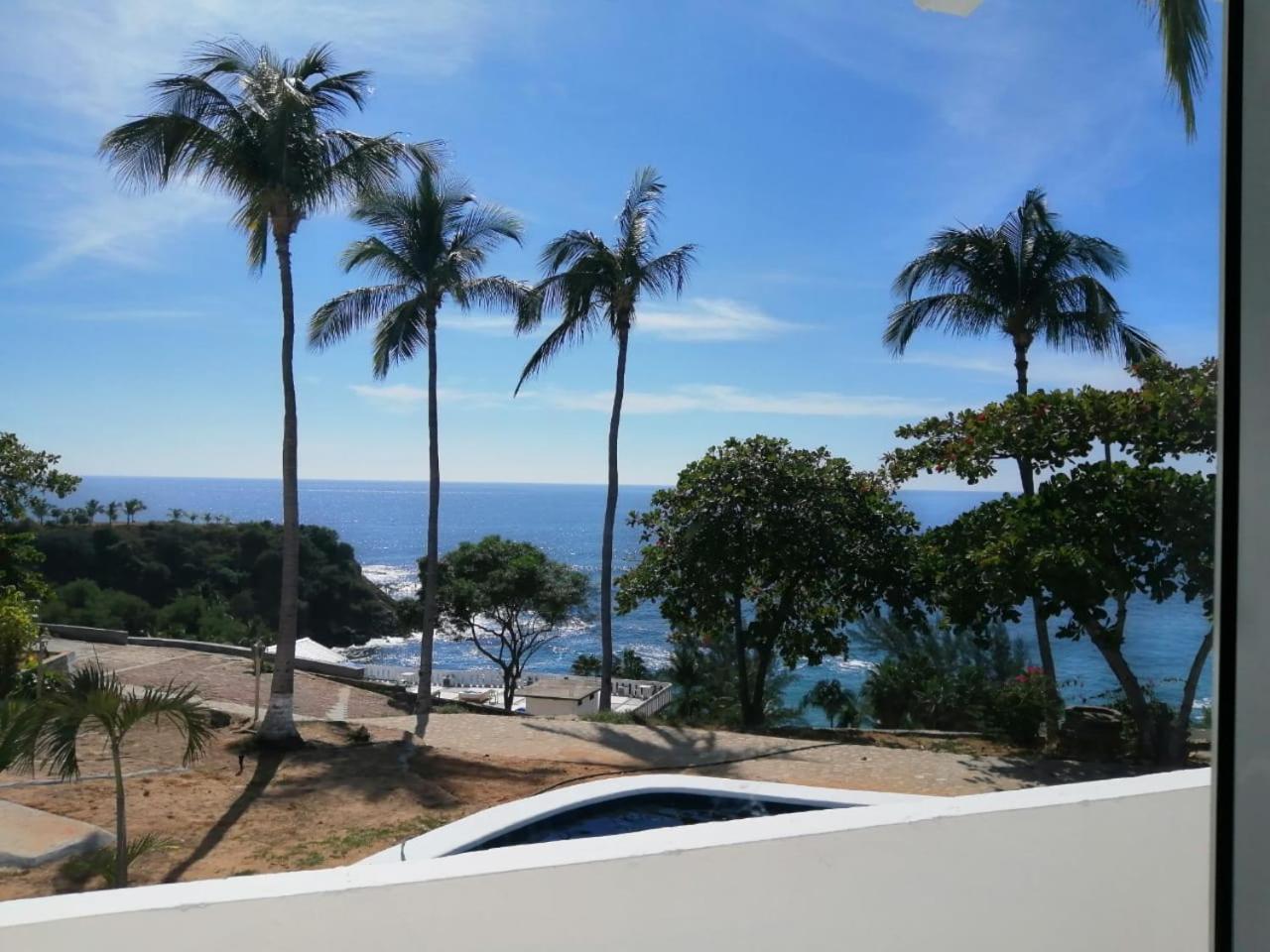 Standard Twin Room with Sea View - Photo 7