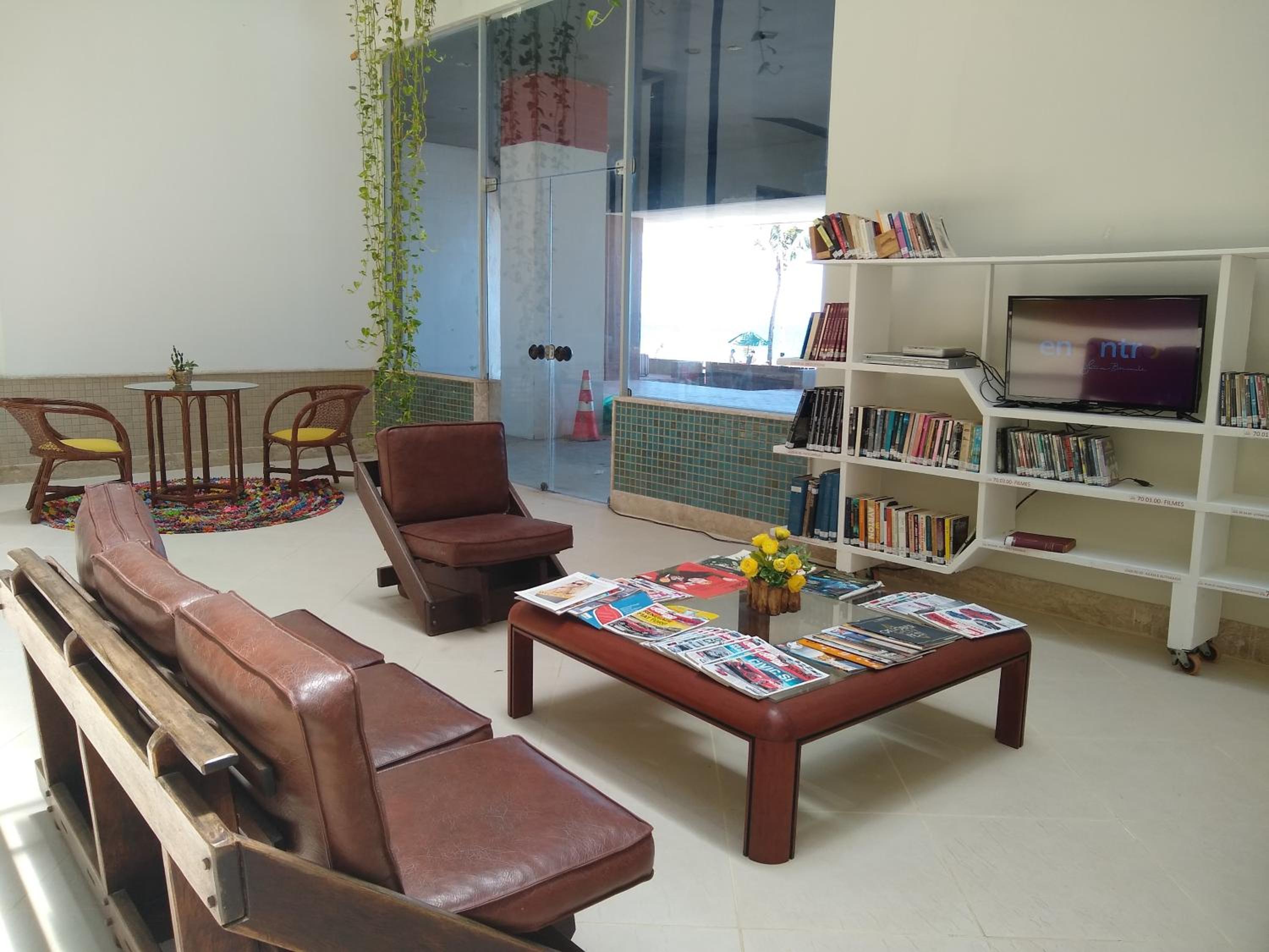 Studio Apartment - Photo 24