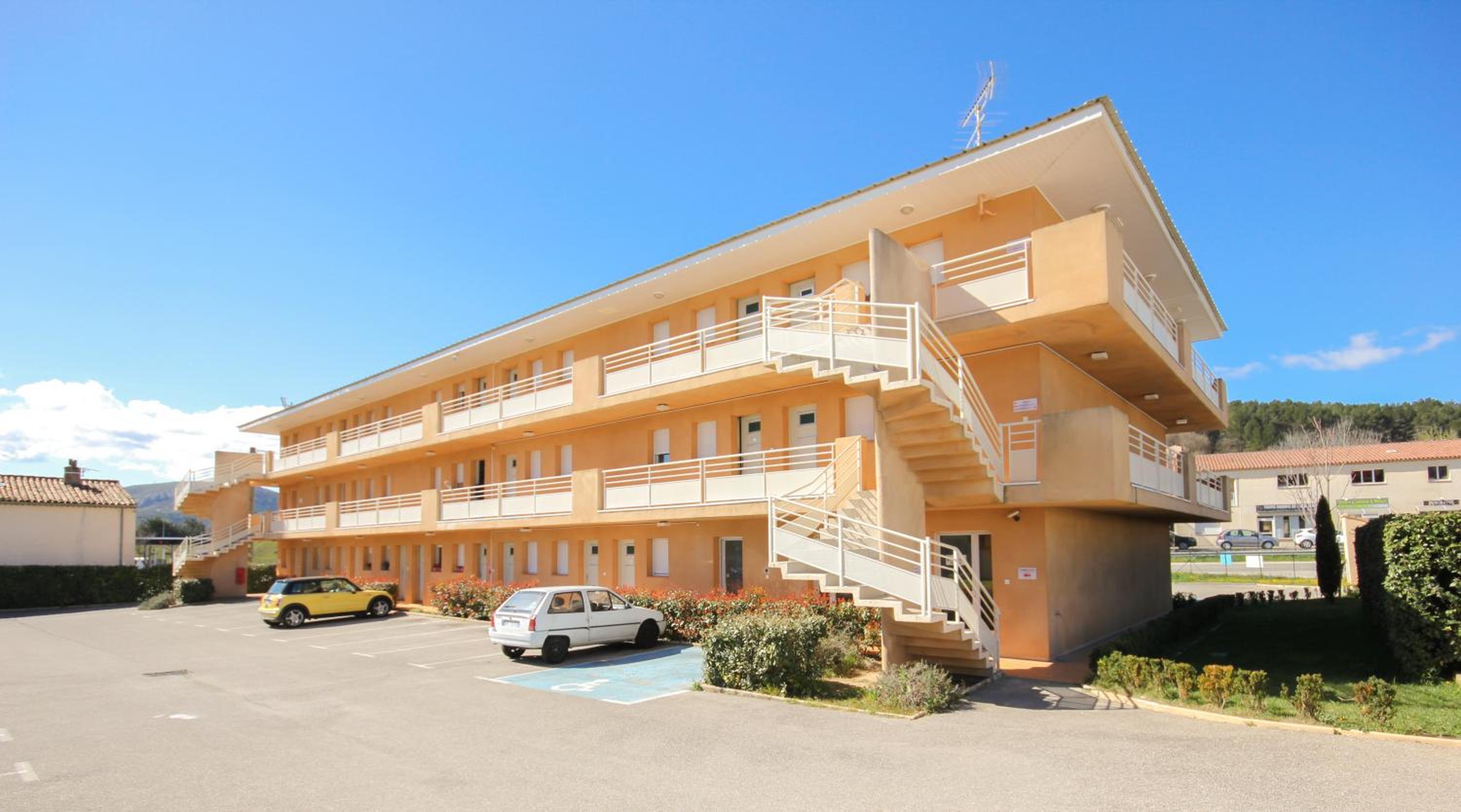 Apartment (1-2 Adults) photo 3