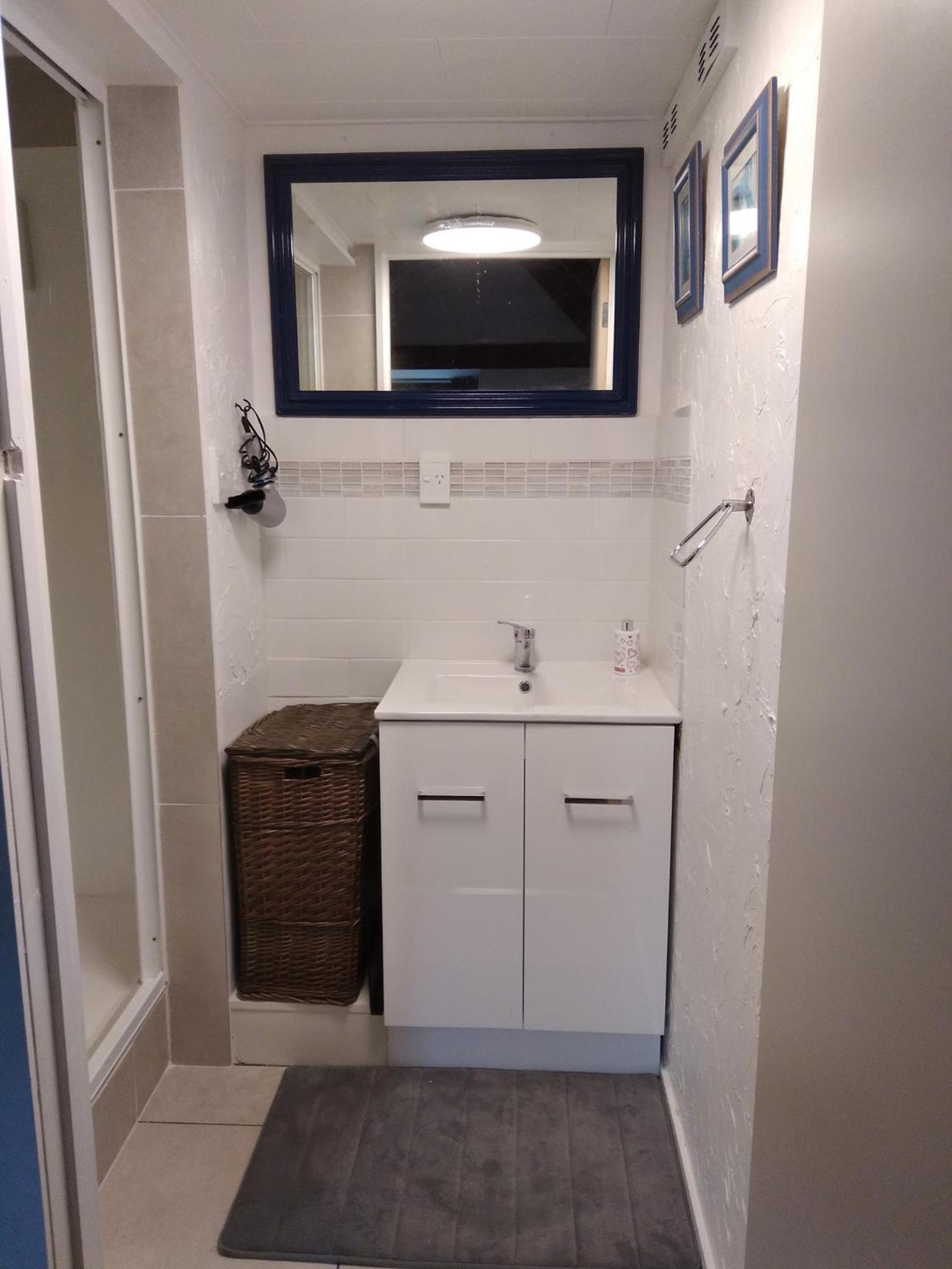 Studio Apartment photo 3