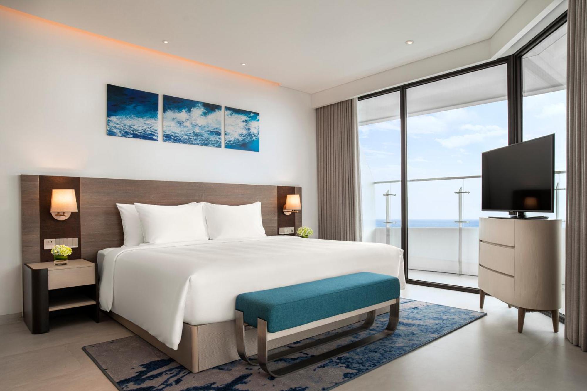 Family Room - Ocean View - Photo 2