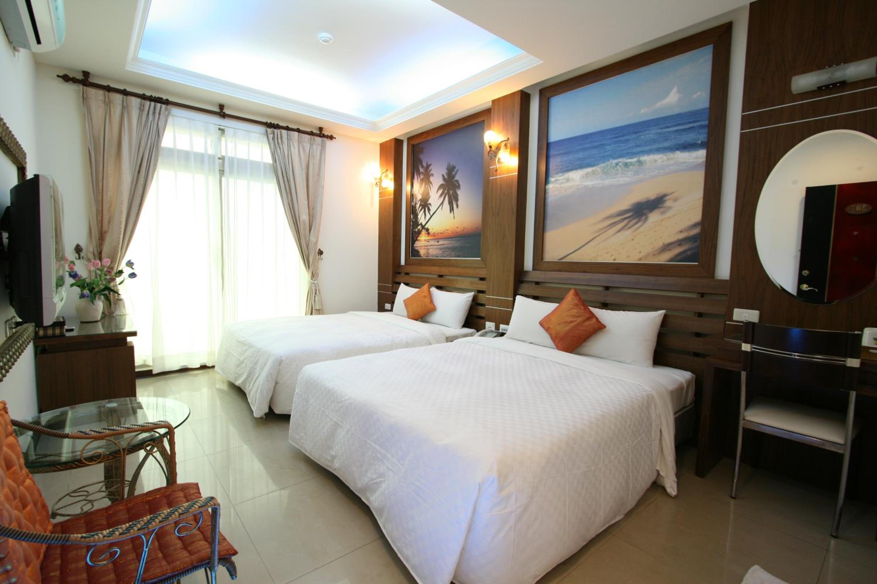 Quadruple Room - Photo 1