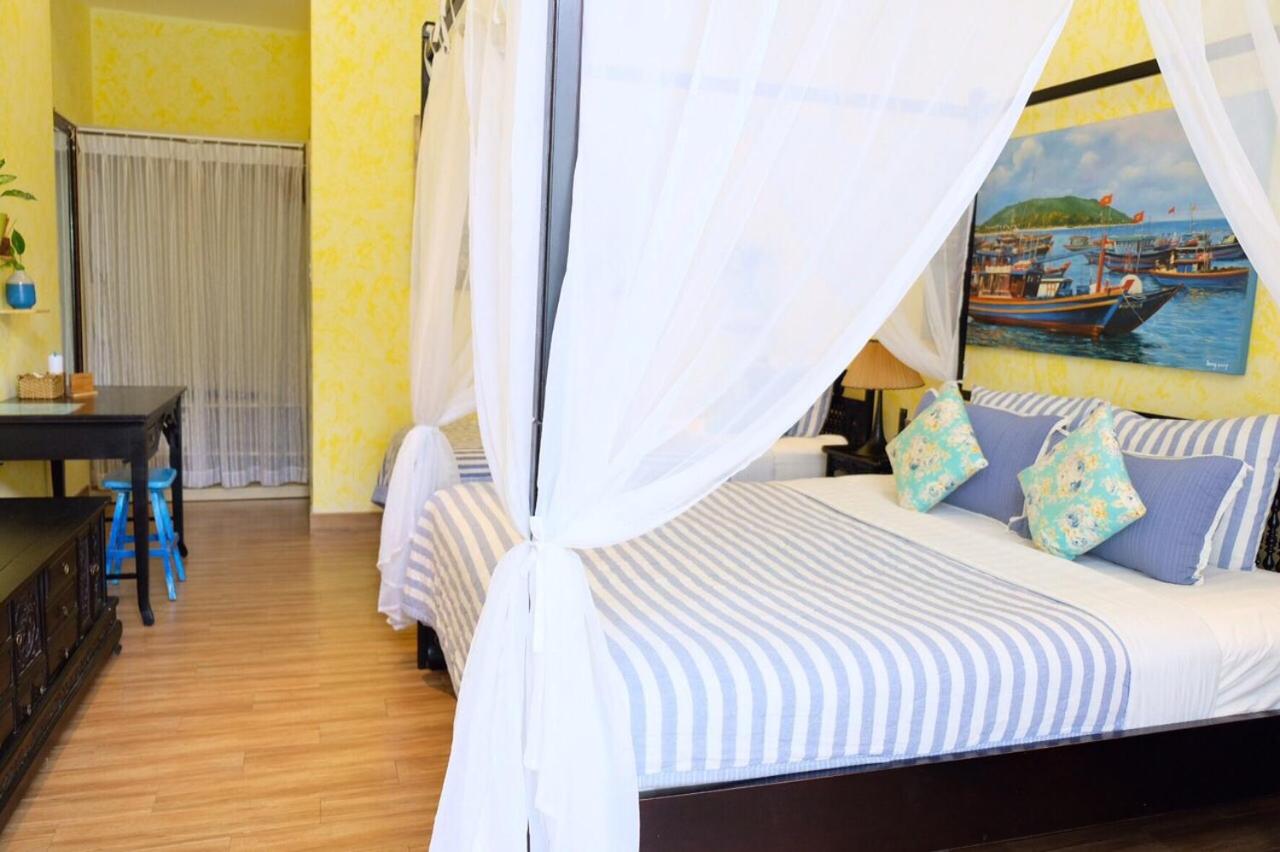 Twin Room With Pool View photo 3