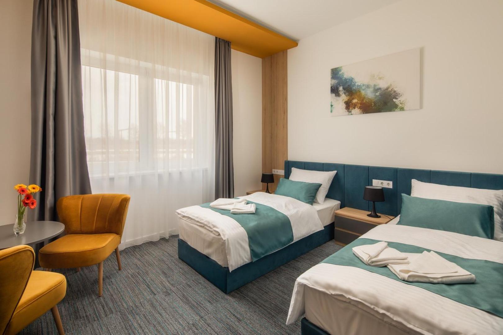 Standard Twin Room photo 2