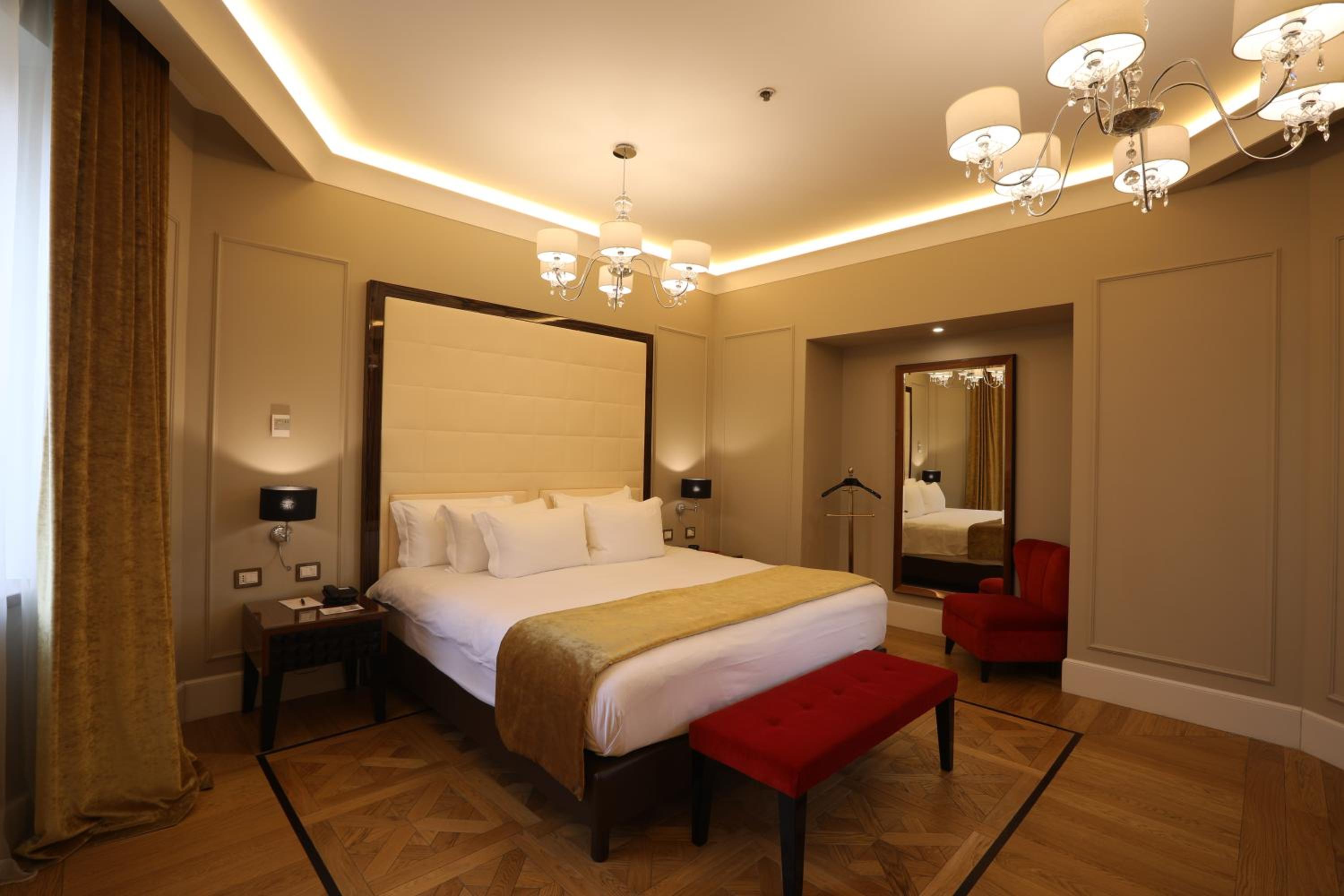 Presidential Suite photo 3