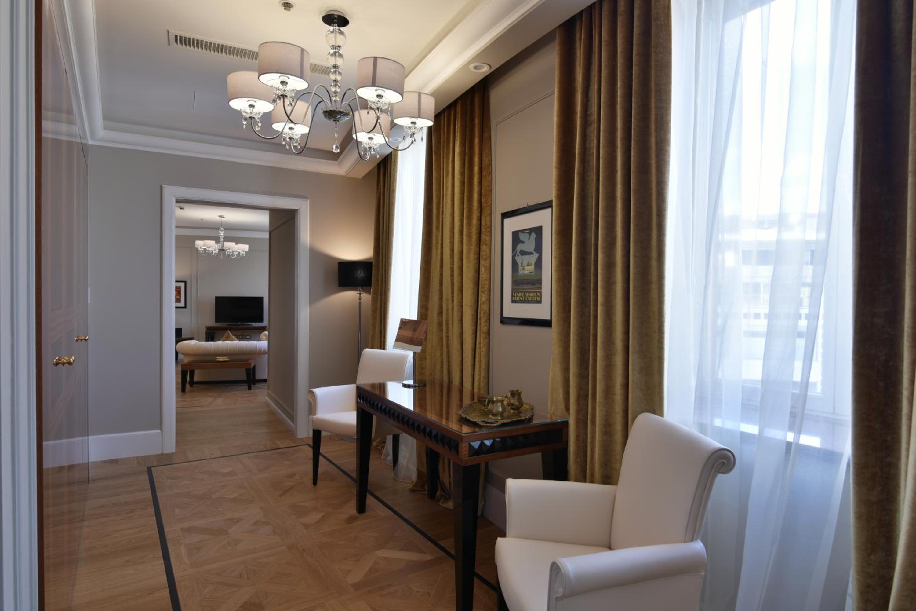 Presidential Suite