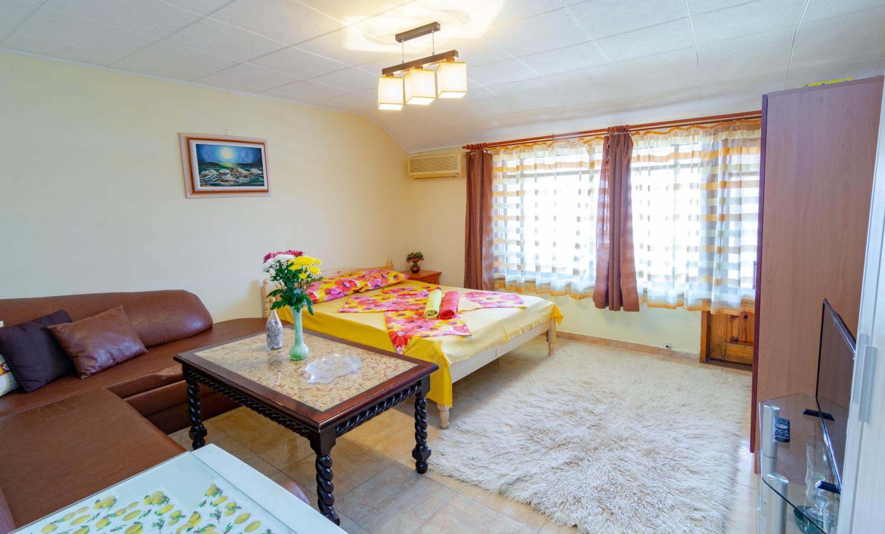 One-Bedroom Suite with Balcony and Sea View
