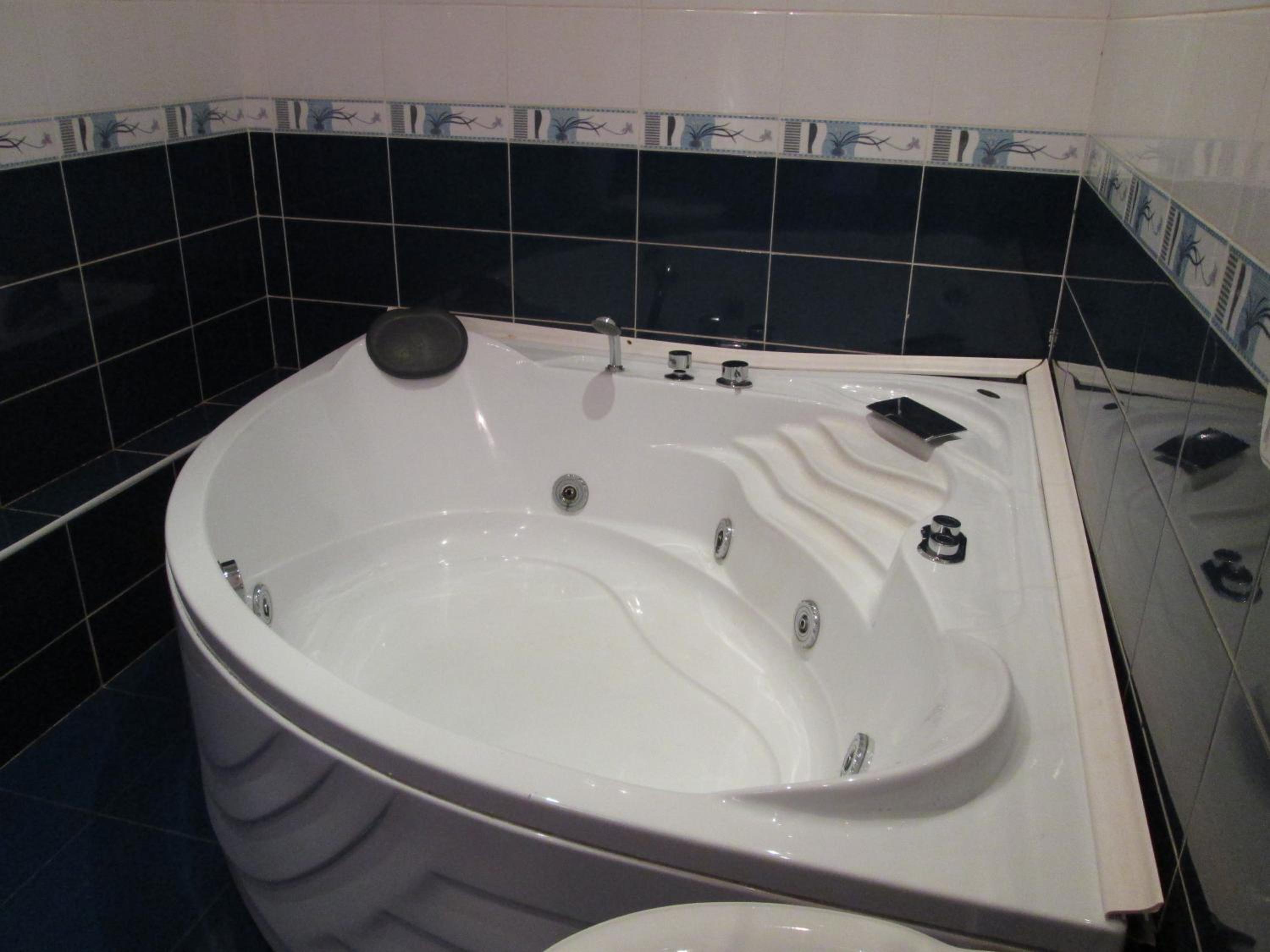 Two-Bedroom Suite photo 3