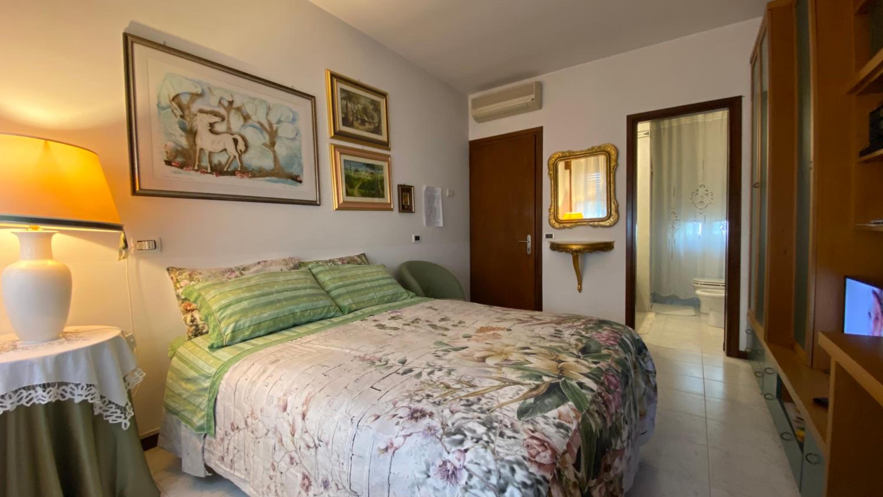 Superior Double Room - Photo 1